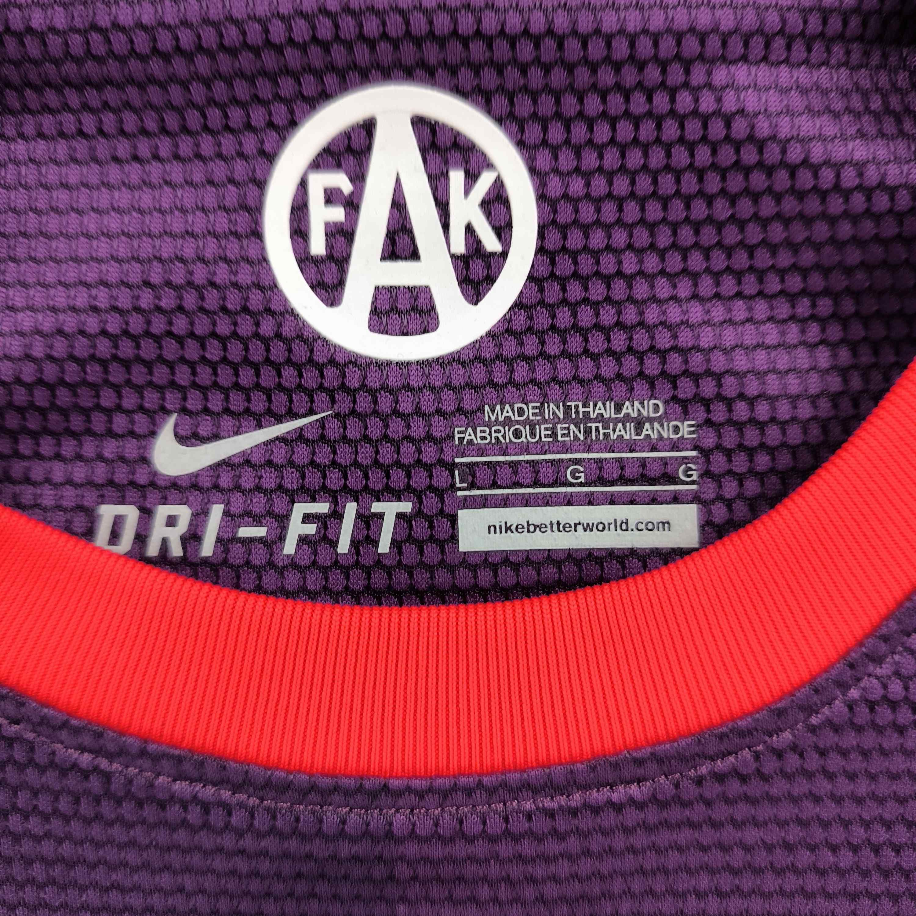 Nike MATCH WORN Austria Wien 12-14 home #5 football jersey size L Size US L / EU 52-54 / 3 - 5 Thumbnail