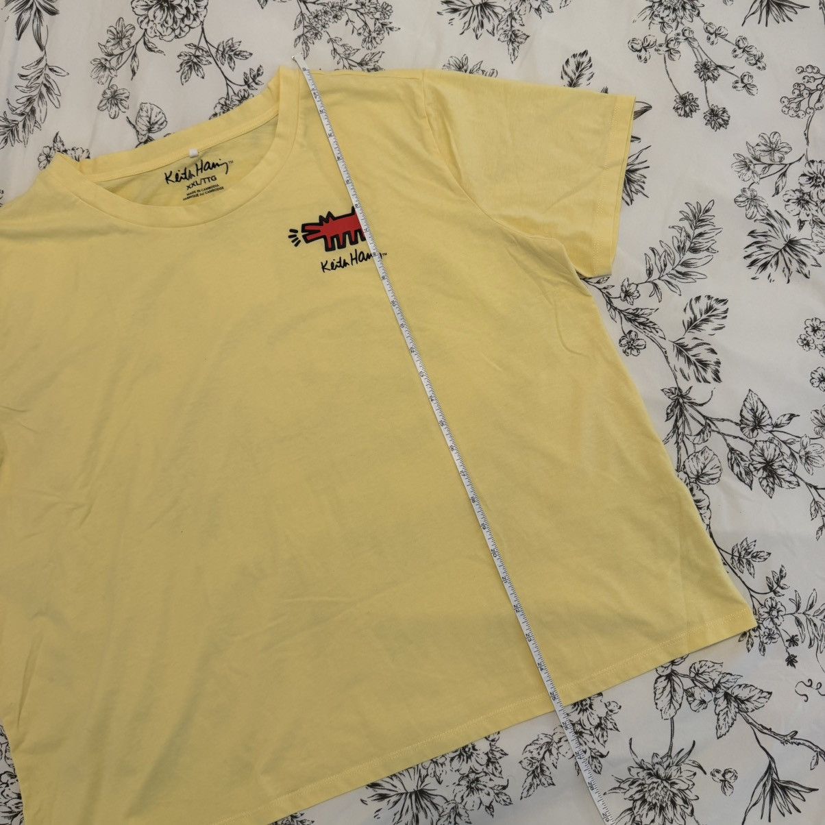 Keith Haring KEITH HARING Yellow Dog Graphic T-Shirt Size XXL Womens Size XXL / US 16-18 / IT 52-54 - 4 Thumbnail