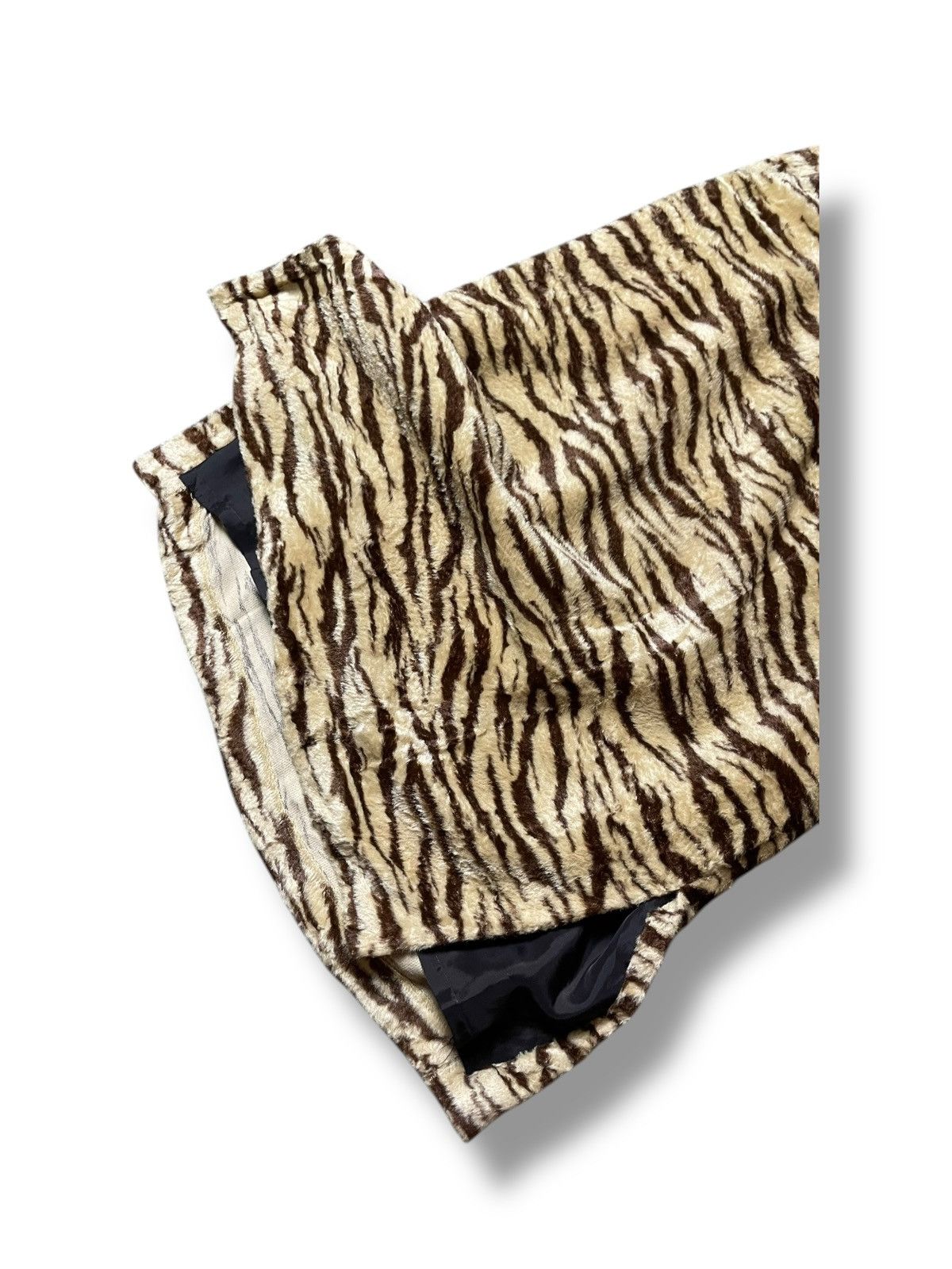 Japanese Brand × Vintage MIRACLE WOMAN Tiger Printed Skirt (93) Size 24" / US 00 / IT 34 - 9 Thumbnail