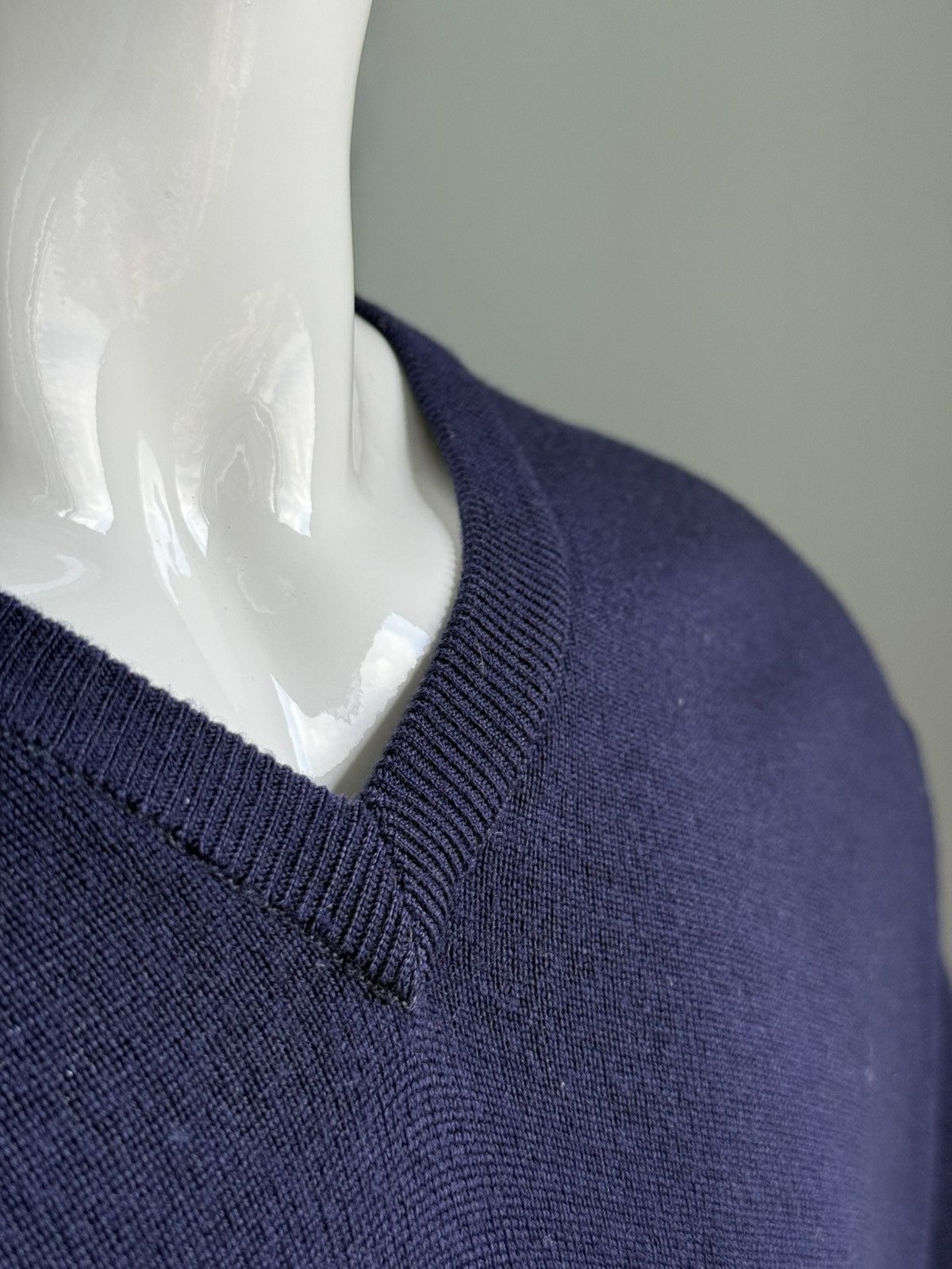 Loro Piana Loro Piana 100% Wool V neck pullover Size US L / EU 52-54 / 3 - 11 Thumbnail