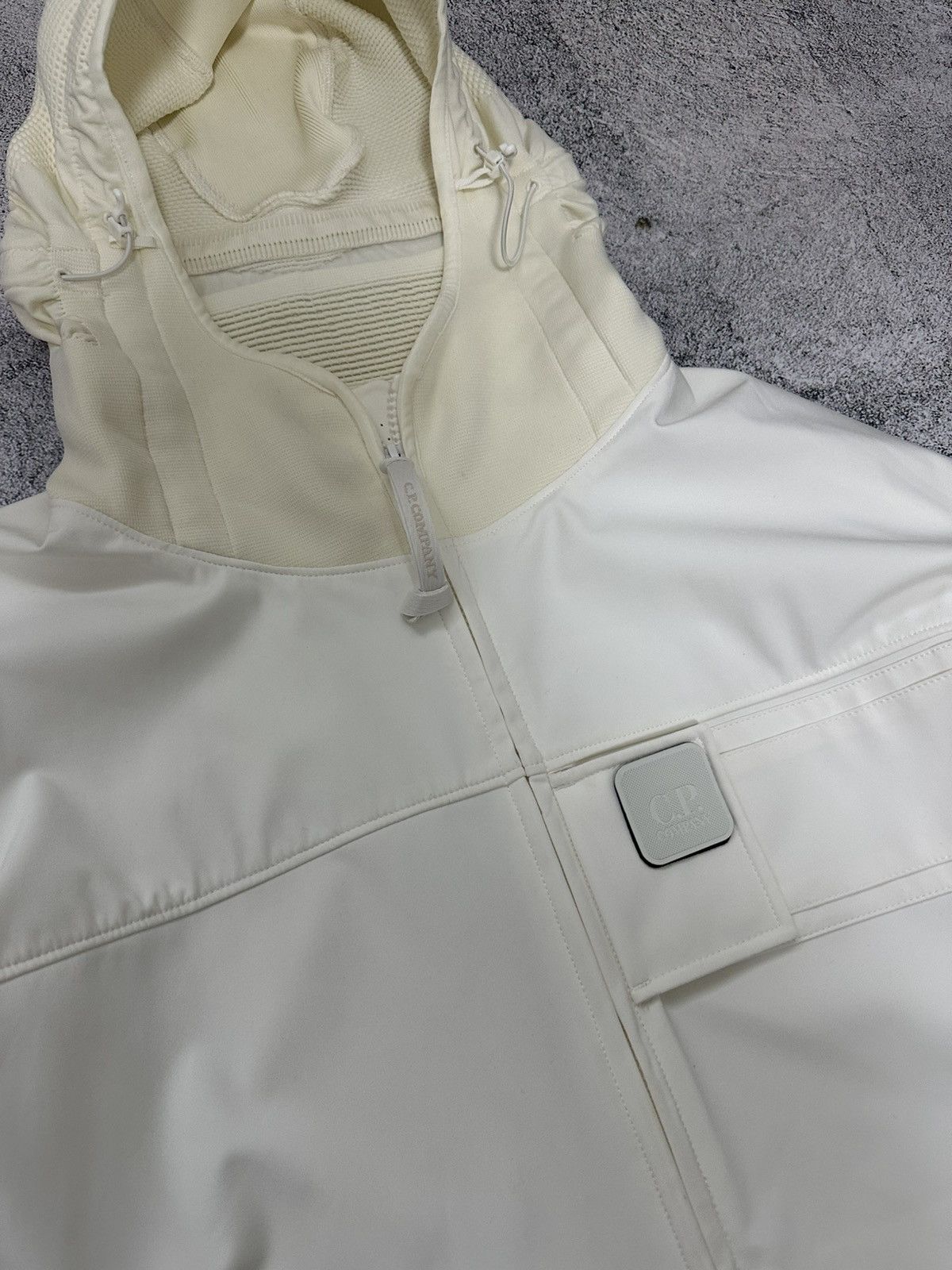 C.P. Company C.P. Company Metropolis Hooded Jacket Men's White Size US L / EU 52-54 / 3 - 7 Thumbnail