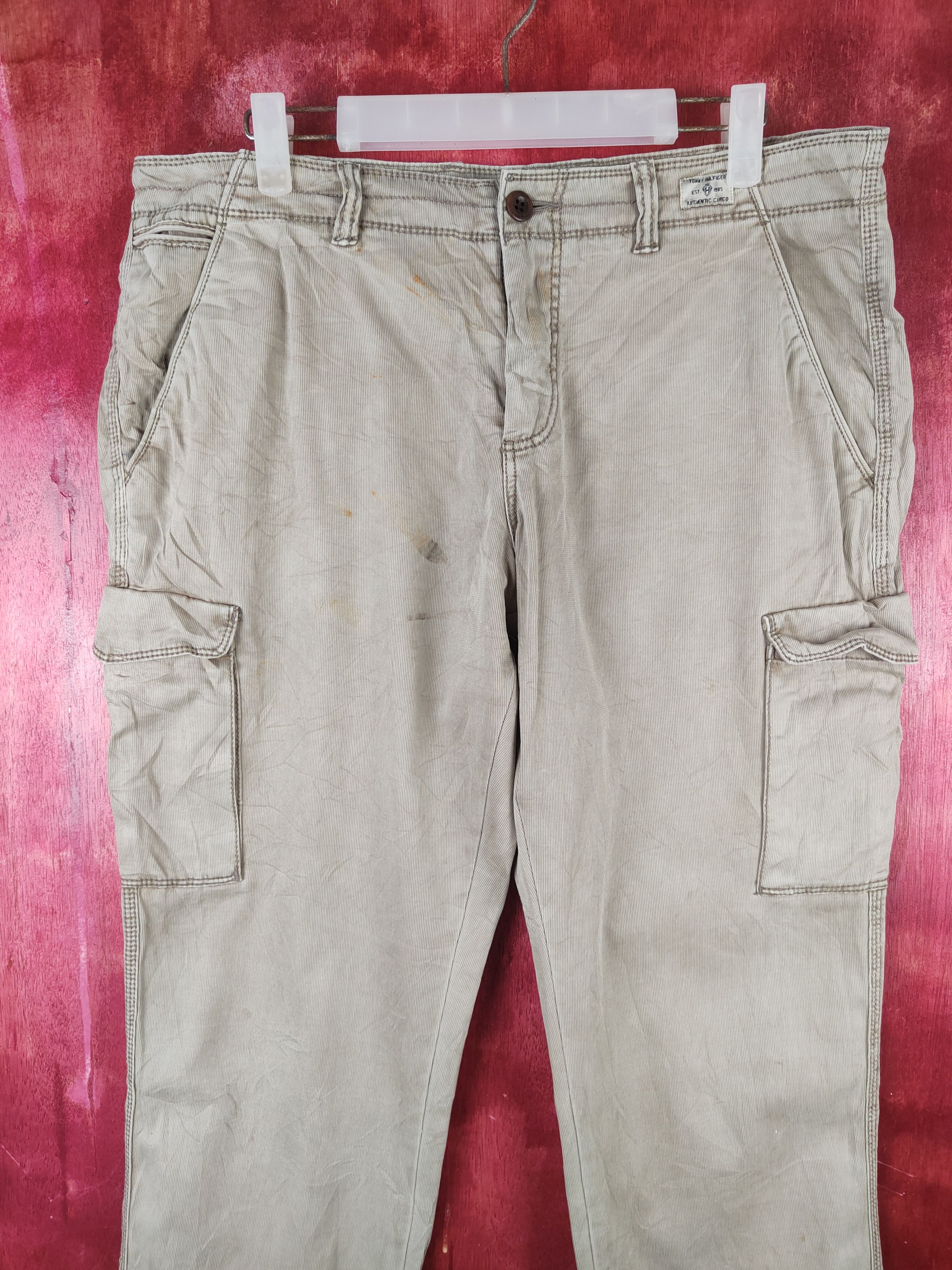 Japanese Brand Tommy Hilfiger Beige Faded Multipocket Cargo Pants #S1326 Size US 34 / EU 50 - 2 Thumbnail