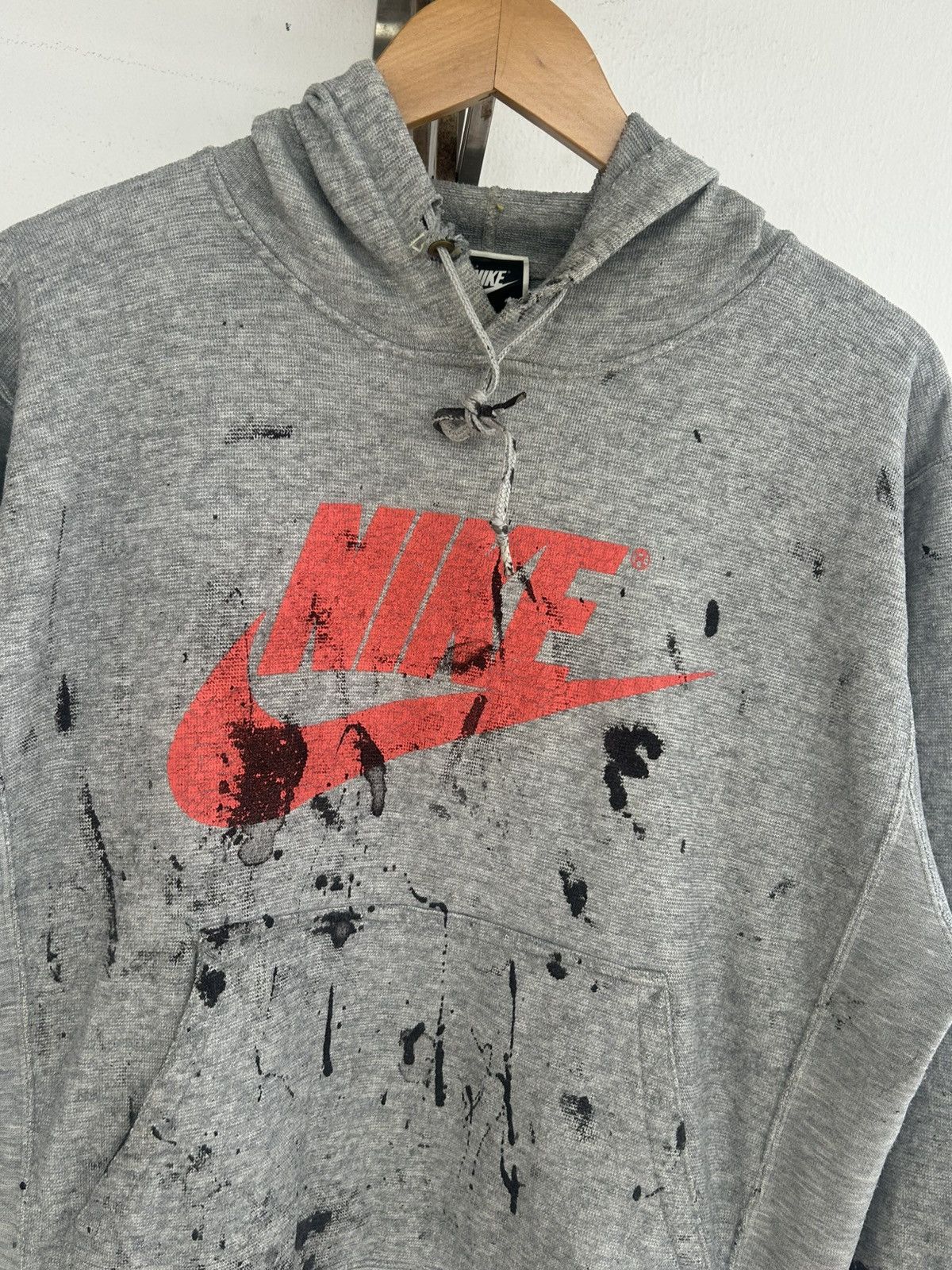 Nike Nike Japan Corp Paint Splatter Ripped Vintage Hoodie Size US M / EU 48-50 / 2 - 3 Thumbnail