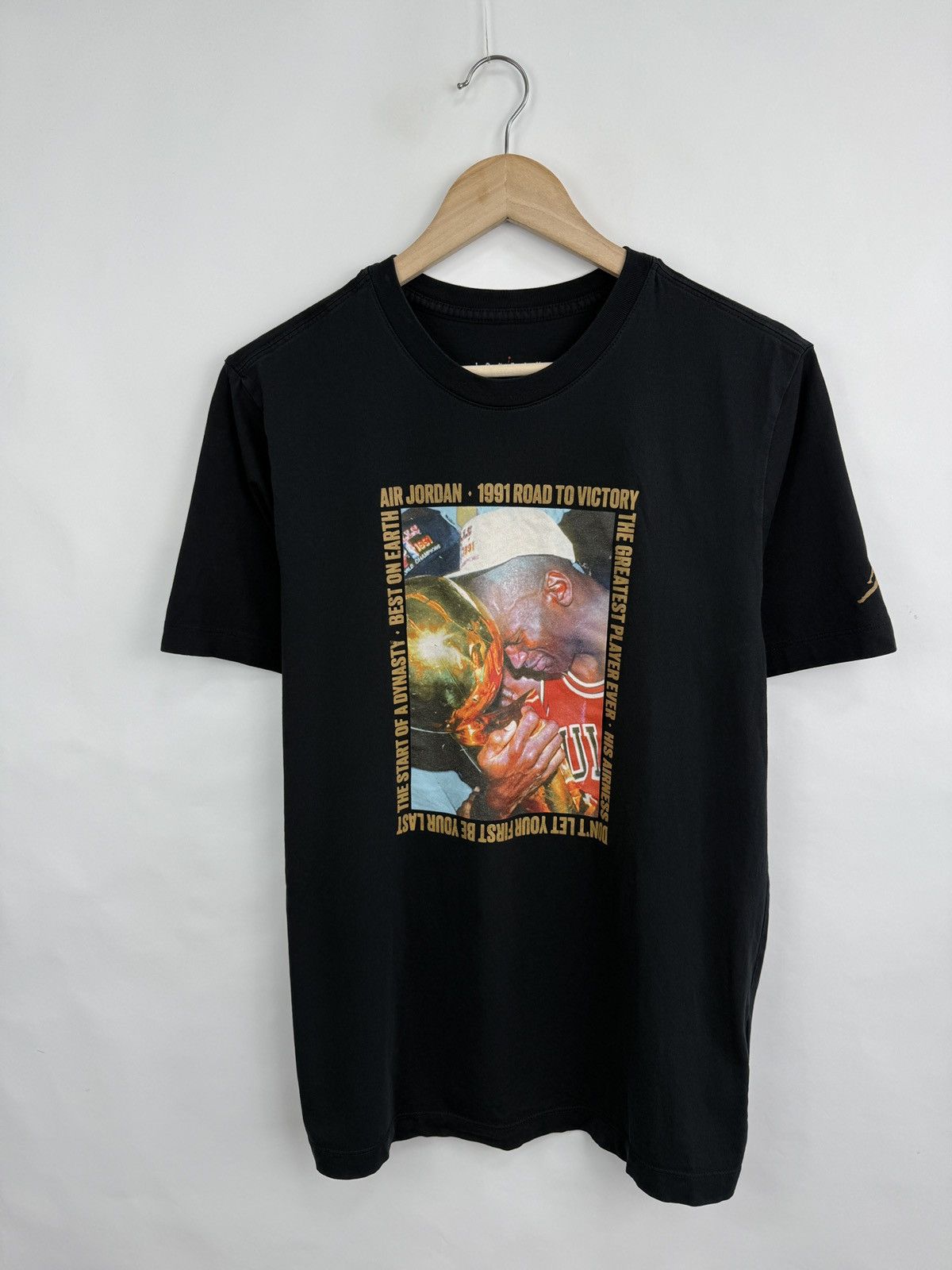 Jordan Brand 🇺🇸 Jordan 1991 Road To Victory T-Shirt Rare Retro USA Y2K Size US M / EU 48-50 / 2 - 3 Thumbnail