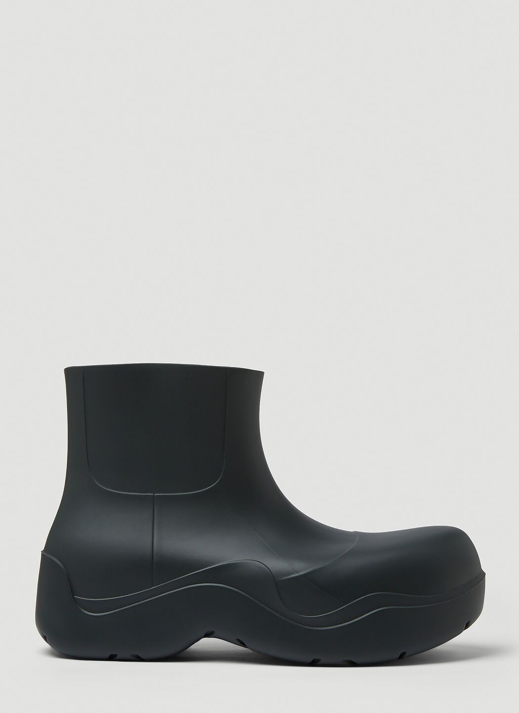 o1n1vont0824 Puddle Ankle Boot in Camping