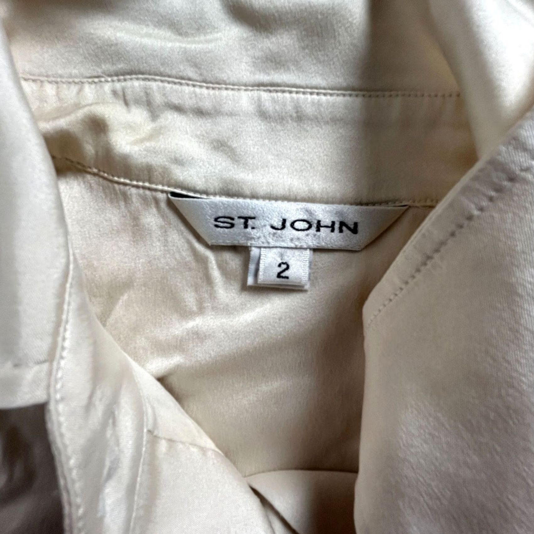 St. John St. John Beige Silk Blend Long Sleeve Button-Down Blouse Size 2 Casual Womens Shirt Size XS / US 0-2 / IT 36-38 - 3 Thumbnail