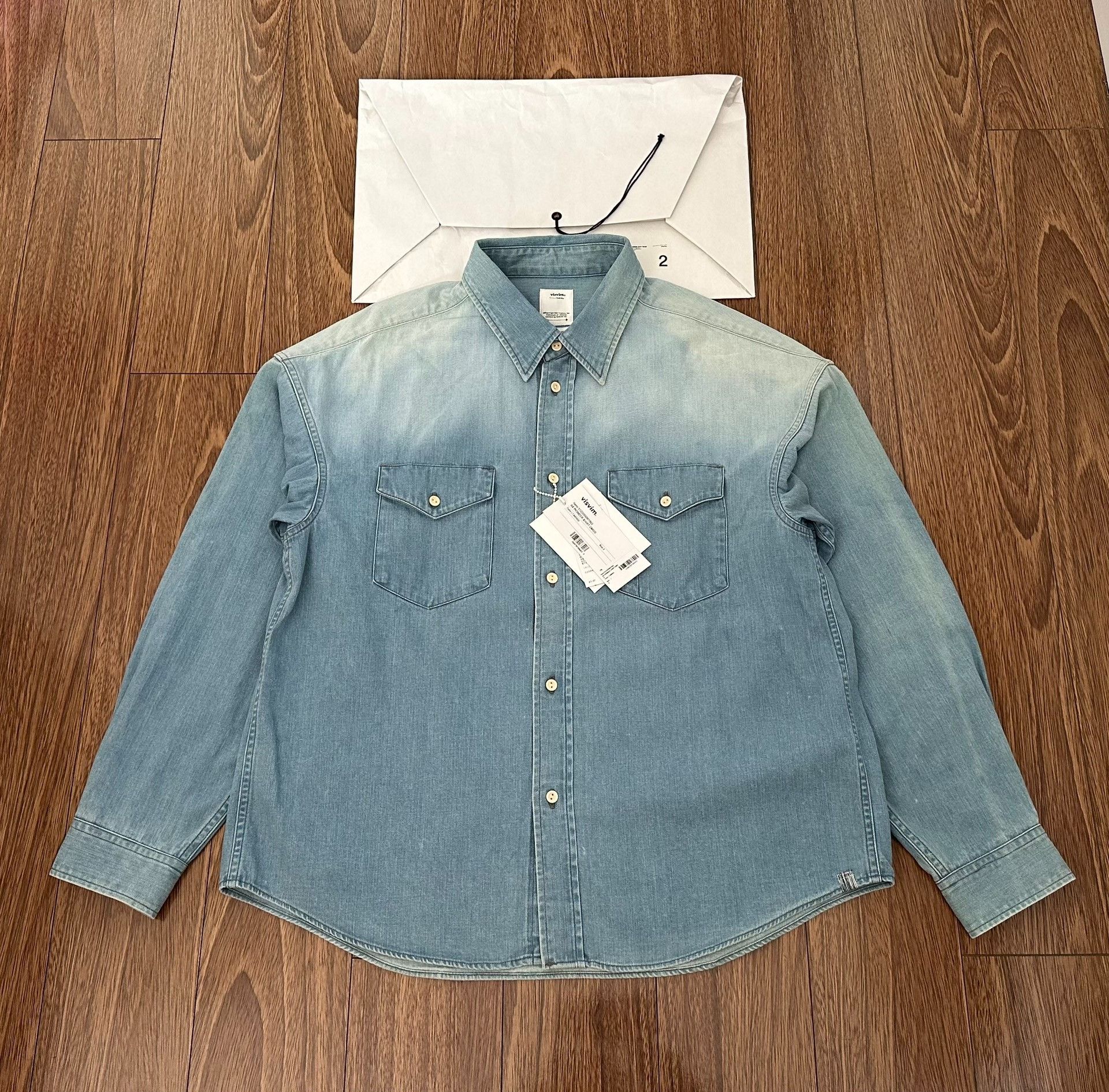Visvim visvim denim shirt with faded detail Size US M / EU 48-50 / 2 - 1 Thumbnail