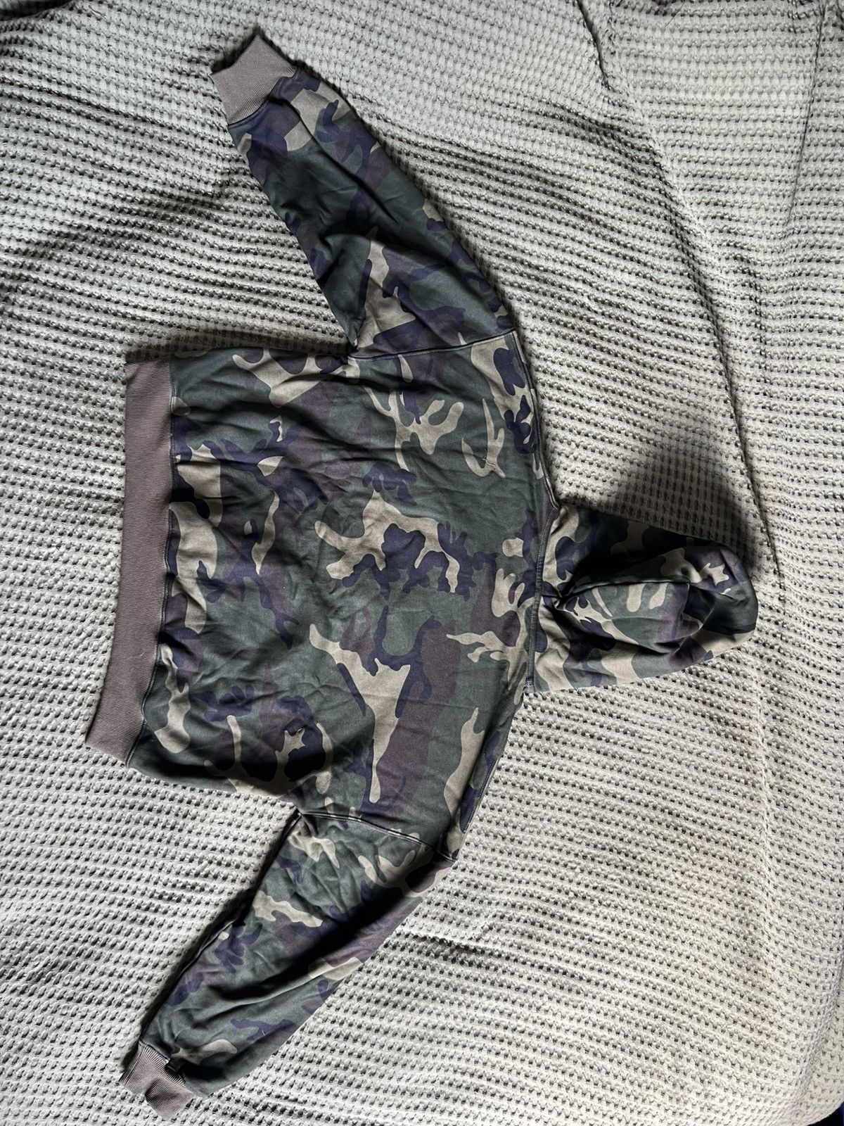 Other IHP Rhinestone ARMY camo hoodie Size US L / EU 52-54 / 3 - 6 Thumbnail