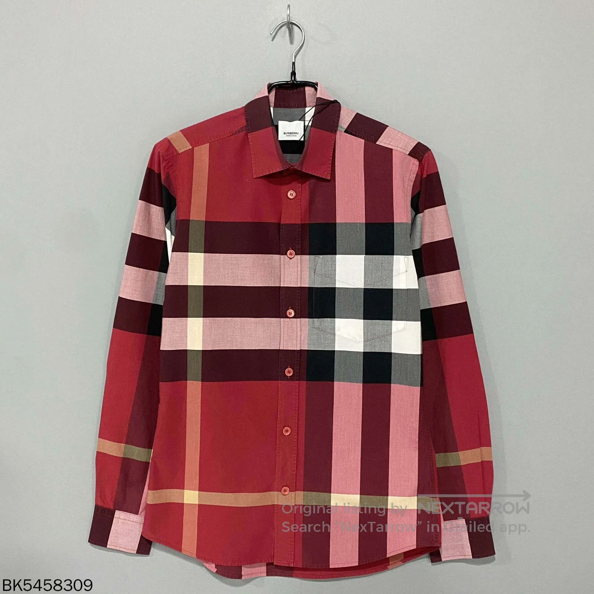 Burberry Burberry Classic Plaid Shirt. Size XS / US 0-2 / IT 36-38 - 1 Thumbnail