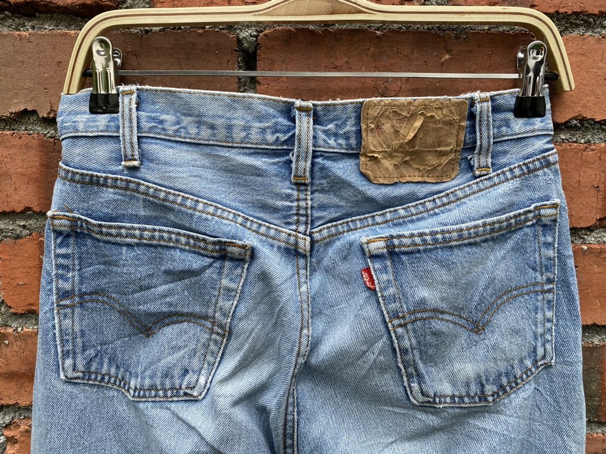 Levi's × Levi's Vintage Clothing × Vintage W29x28 vintage levi's 90s 501 made in USA Size US 29 - 4 Thumbnail