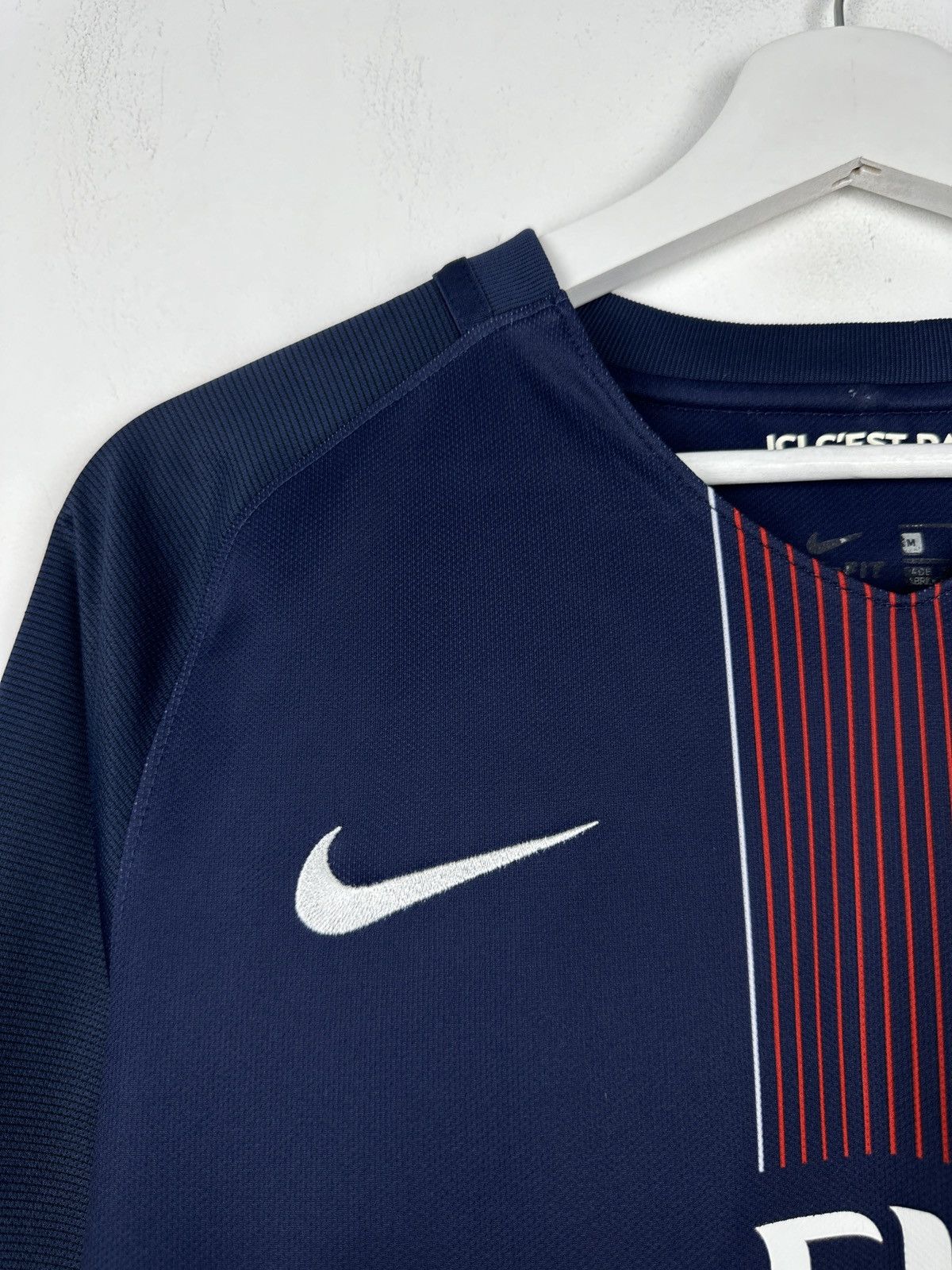Nike Paris Saint Germain PSG 2016 Home Soccer Jersey Shirt Size US M / EU 48-50 / 2 - 5 Thumbnail