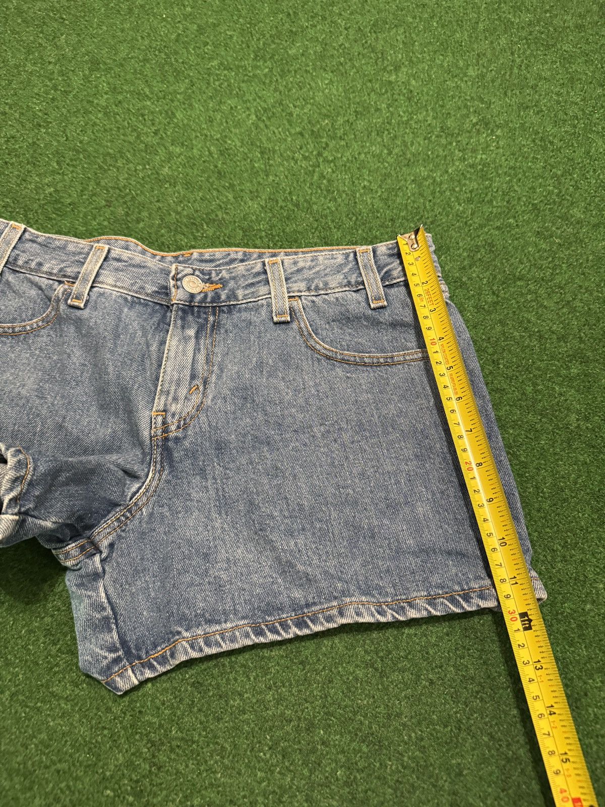 Levi's Vintage Clothing Levis Vintage Womens Jorts Y2K 9 Jr 34 4” Denim Shorts Size 34" / US 12 / IT 48 - 8 Thumbnail