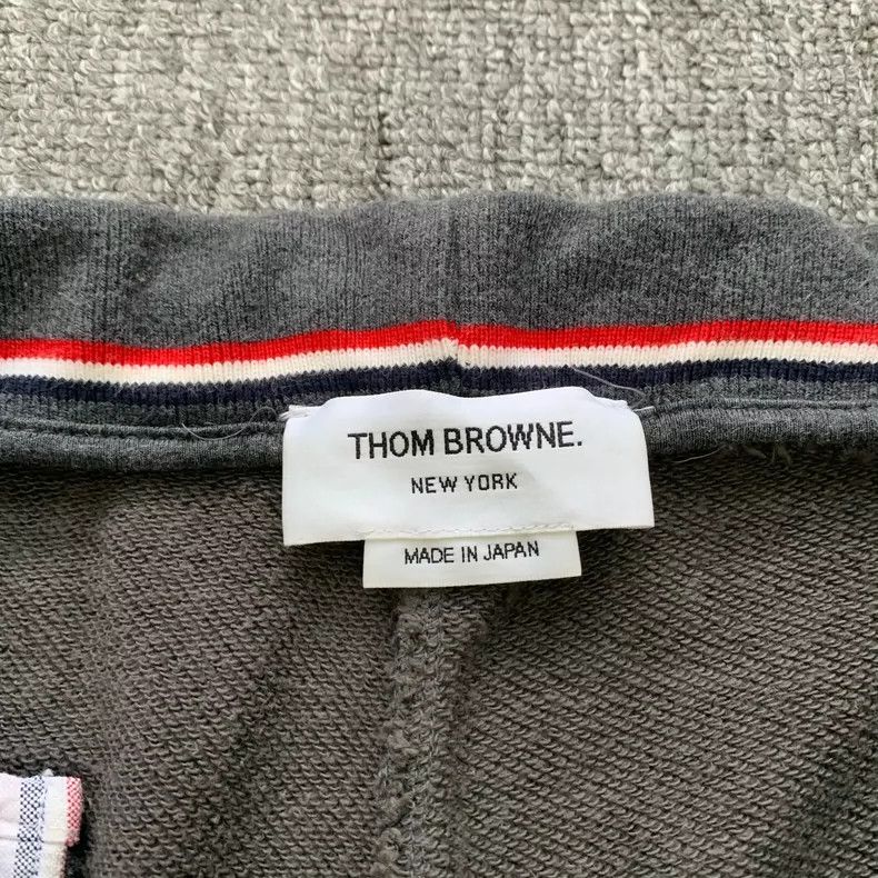 Thom Browne Thom Browne size4 Gray casual trousers Size US 29 - 4 Thumbnail