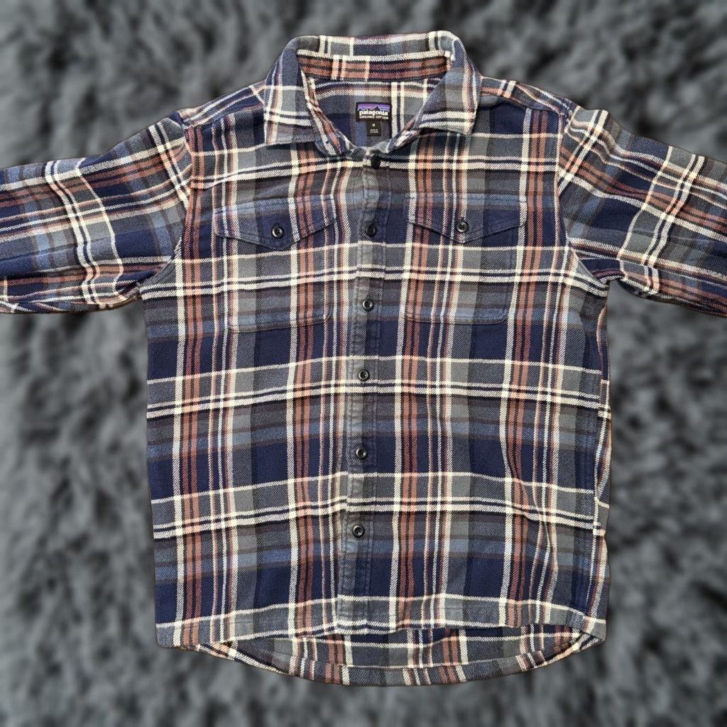 Patagonia Patagonia Flannel Shirt Mens Medium Blue Plaid Long Sleeve Organic Cotton Fjord Size US M / EU 48-50 / 2 - 1 Thumbnail