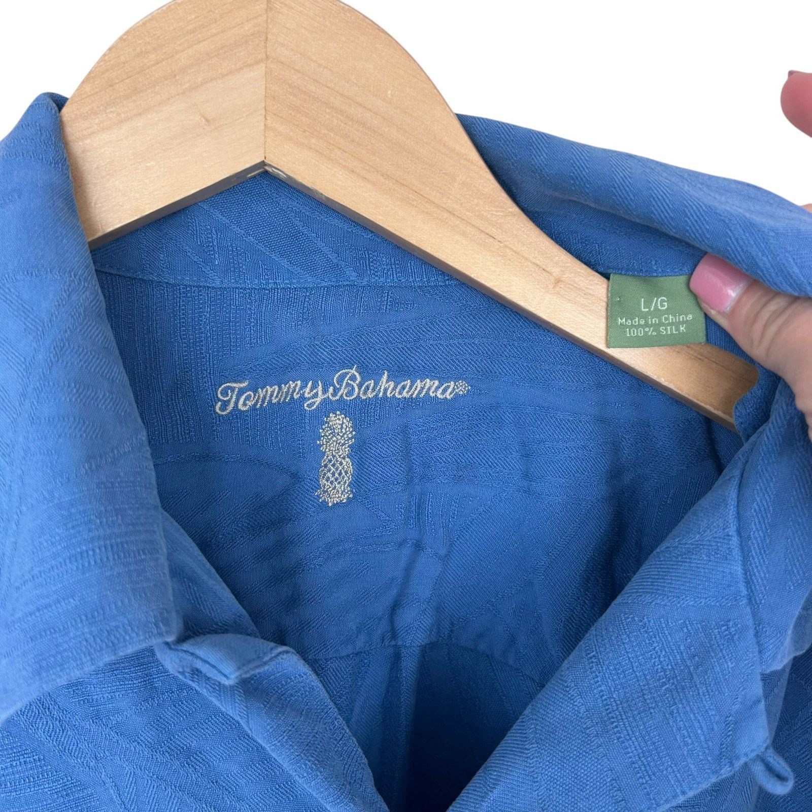 Tommy Bahama Tommy Bahama Blue 100% Silk Short Sleeve Button Down Sz L Size US L / EU 52-54 / 3 - 3 Thumbnail