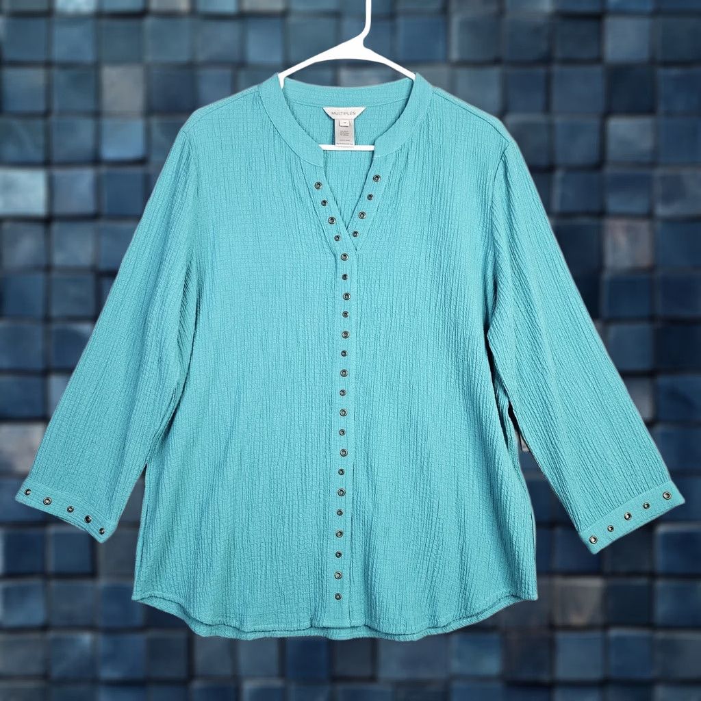 Vintage Multiples Women's Teal Blue 3/4 Sleeve Grommet Embellishments Shirt Sz M New Size M / US 6-8 / IT 42-44 - 1 Thumbnail