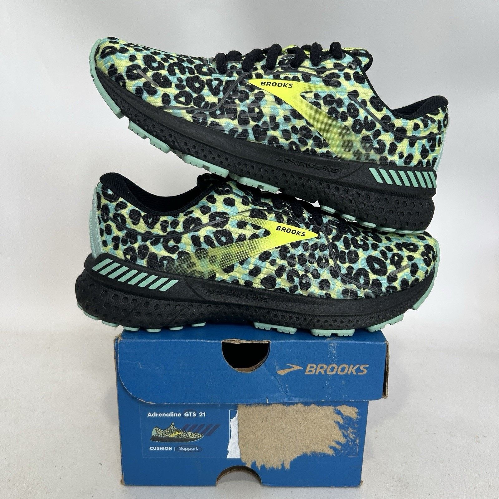 Brooks Brooks Adrenaline GTS 21 “Black Nightlife/Cheetah” Size US 6 / IT 36 - 1 Thumbnail