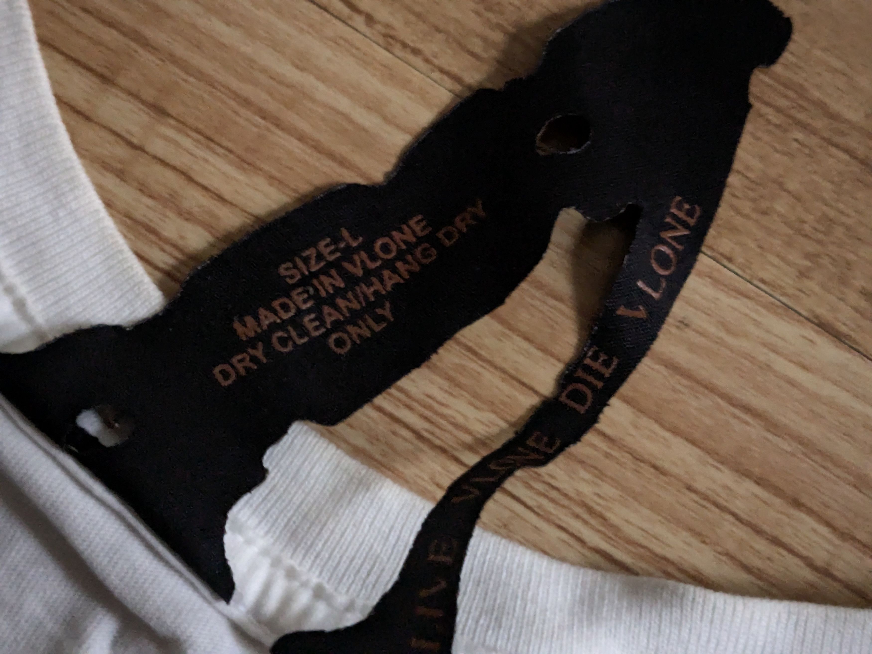 Other Vlone Tshirt Men's Large Angle White Size US L / EU 52-54 / 3 - 5 Thumbnail