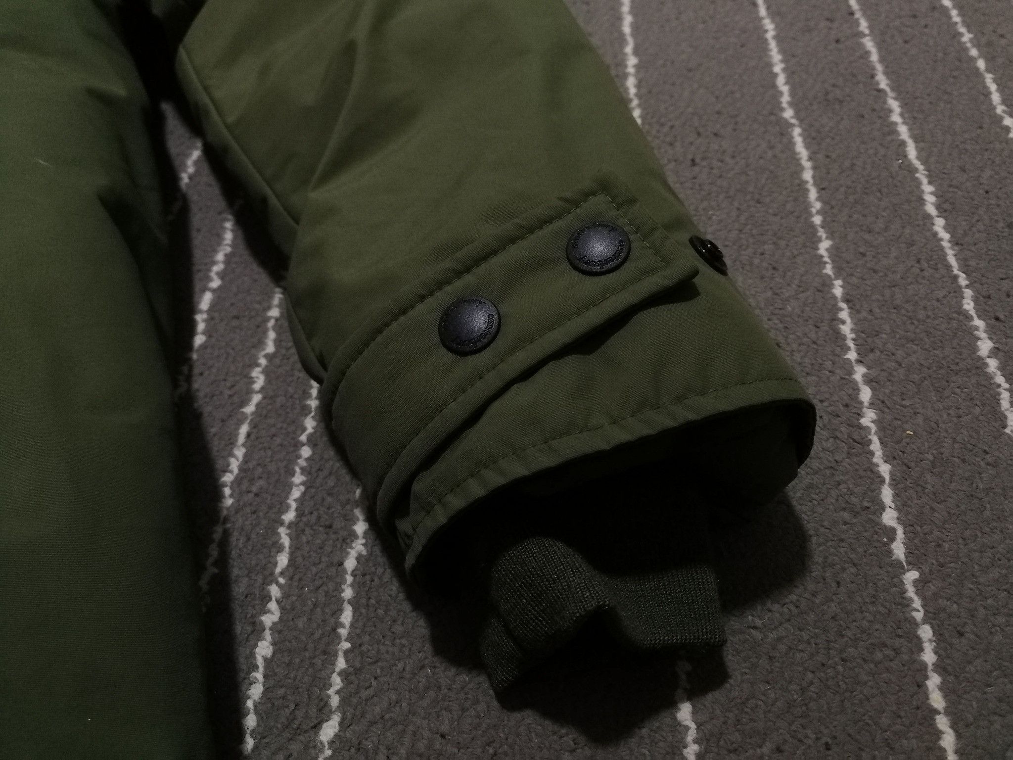 Canterbury of New Zealand CANTERBURY green army puffer parka S 1850 Size S / US 4 / IT 40 - 11 Thumbnail