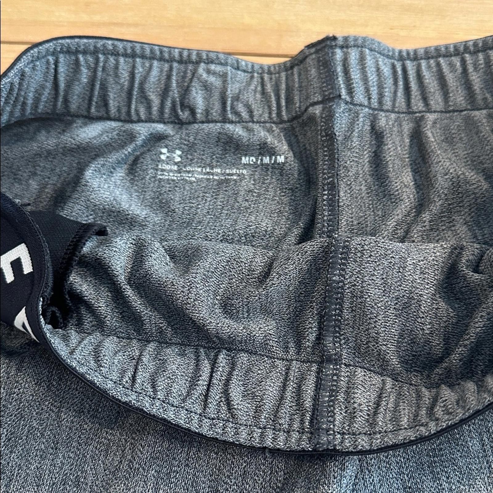 Under Armour Under Armour Play Up M 3.0 EUC Heathered Gray Shorts 3” Size 32" / US 10 / IT 46 - 3 Thumbnail