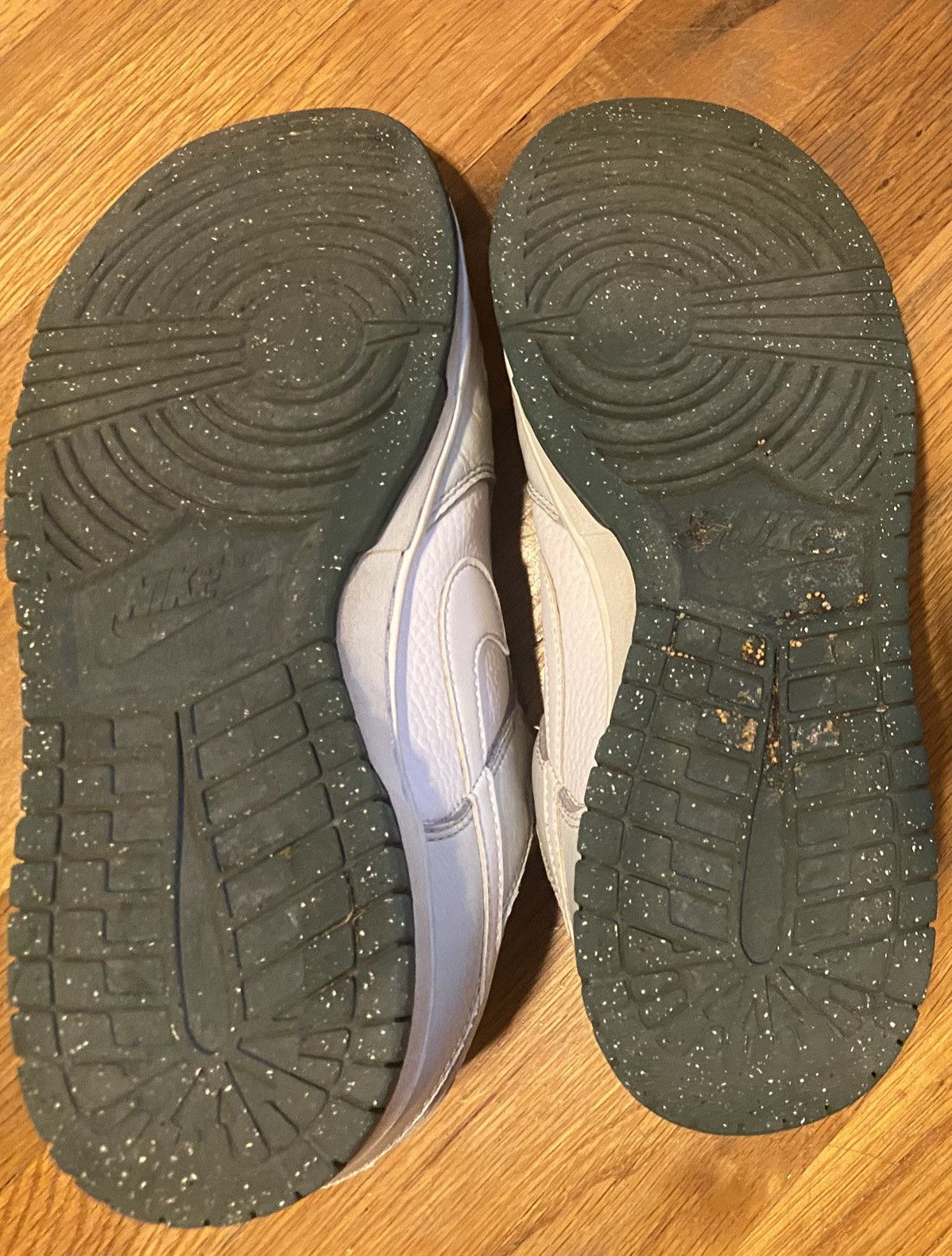Nike Green white photon dust dunk Size US 9 / EU 42 - 2 Thumbnail