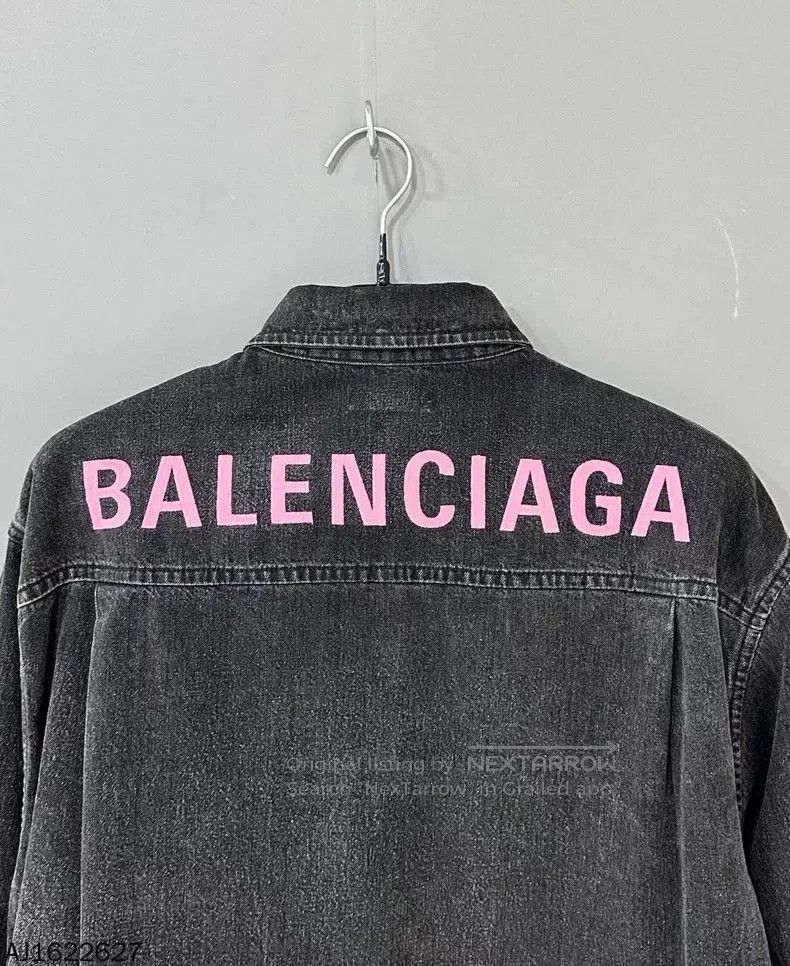 Balenciaga Balenciaga Back Logo Denim Shirt. Size US S / EU 44-46 / 1 - 4 Thumbnail