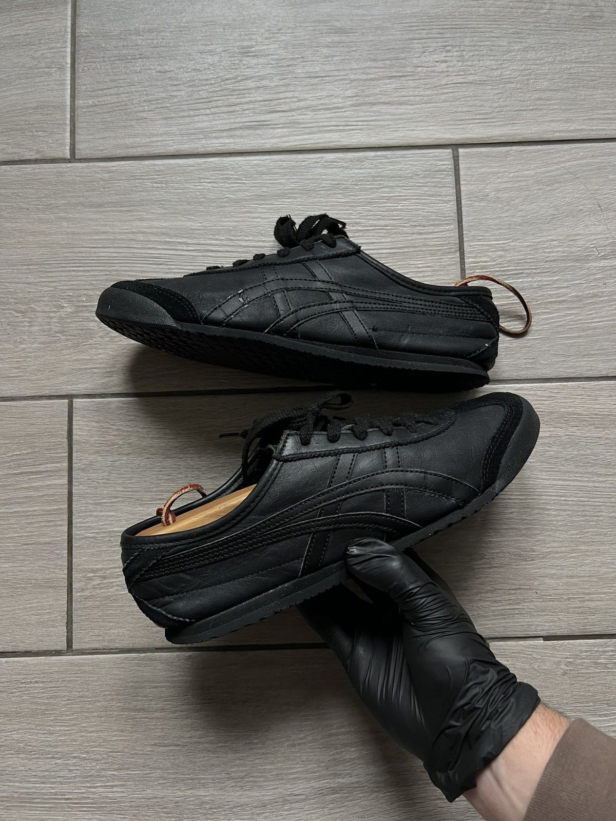 Asics ASICS Onitsuka Tiger Black Hype Sneakers 40 Mexico 66 Size US 7 / EU 40 - 1 Thumbnail
