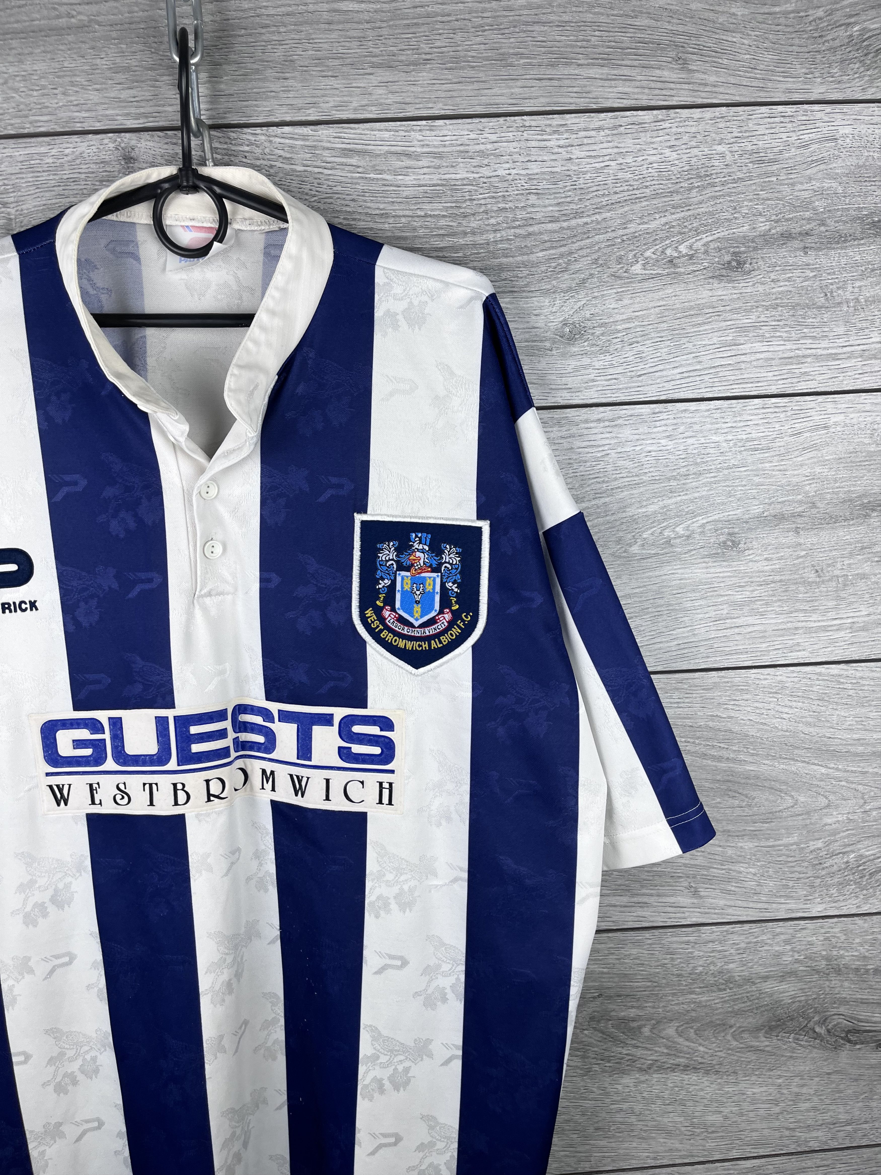 Vintage Vintage soccer jersey West Bromwich Albion size Xl Size US XL / EU 56 / 4 - 5 Thumbnail
