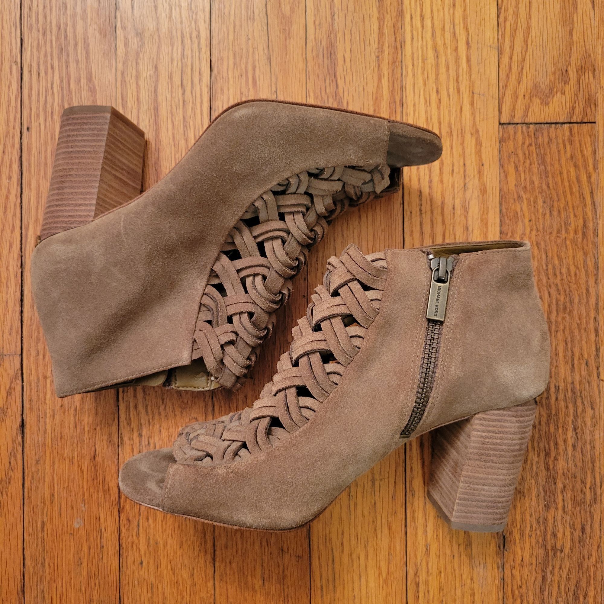 Michael Kors Michael Kors 6M WESTLEY Suede Leather Peep Toe Woven Ankle B Size US 6 / IT 36 - 10 Thumbnail