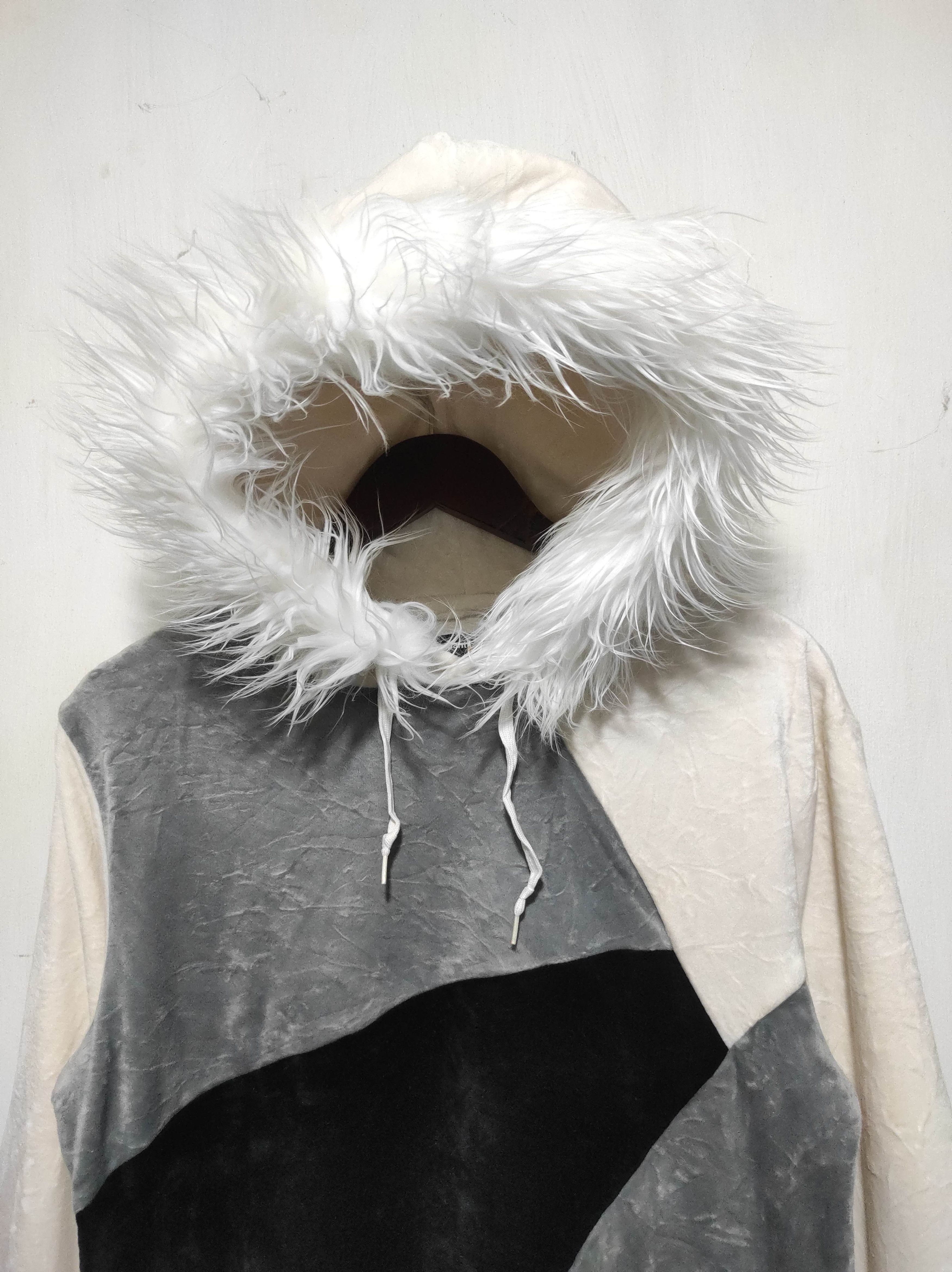 semanticdesign Semantic Design Fur Hoodie i6w9 Lgb Style Size US S / EU 44-46 / 1 - 3 Thumbnail