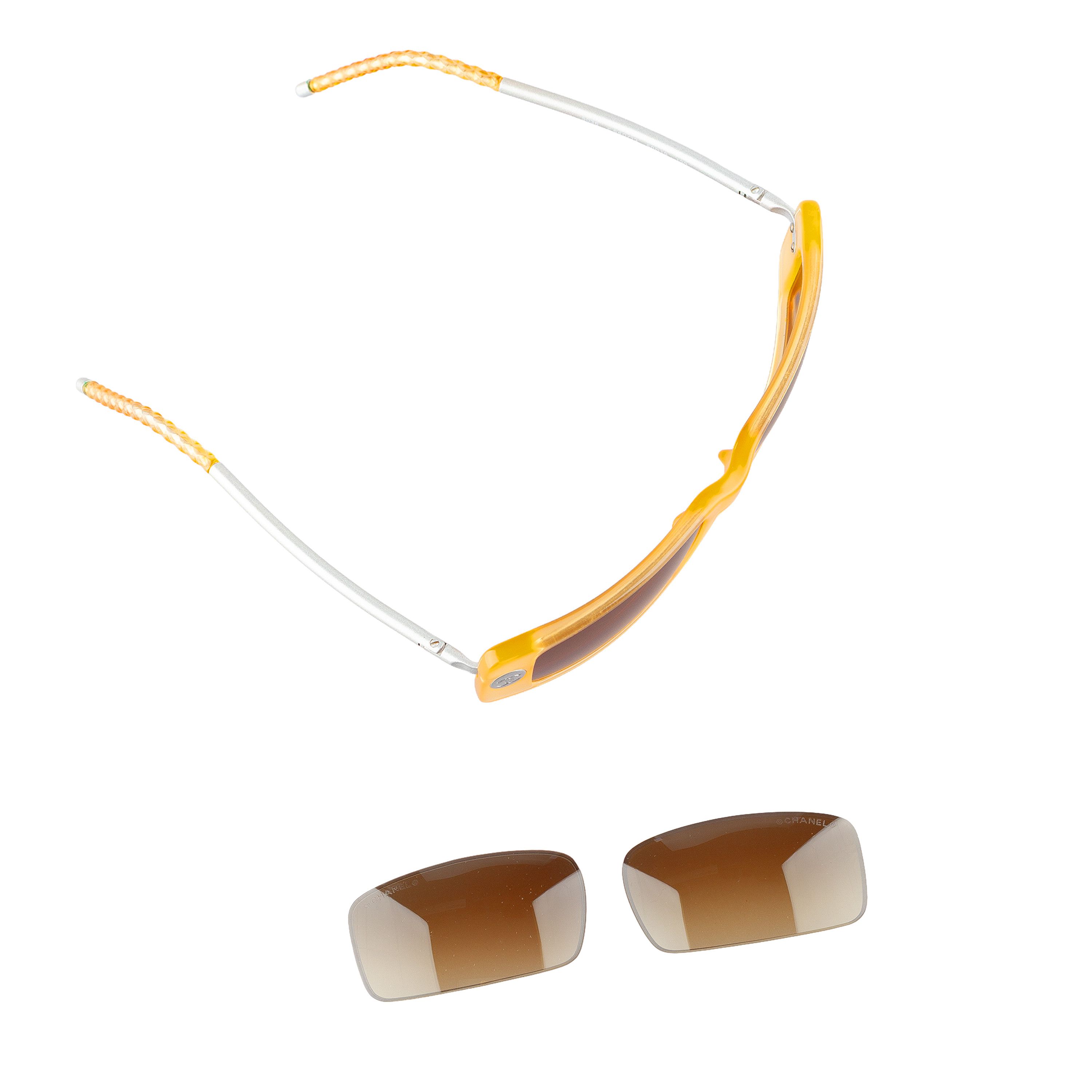 Chanel Chanel 5036 c. 640/13 Light Brown Vintage Sunglasses Size ONE SIZE - 11 Thumbnail