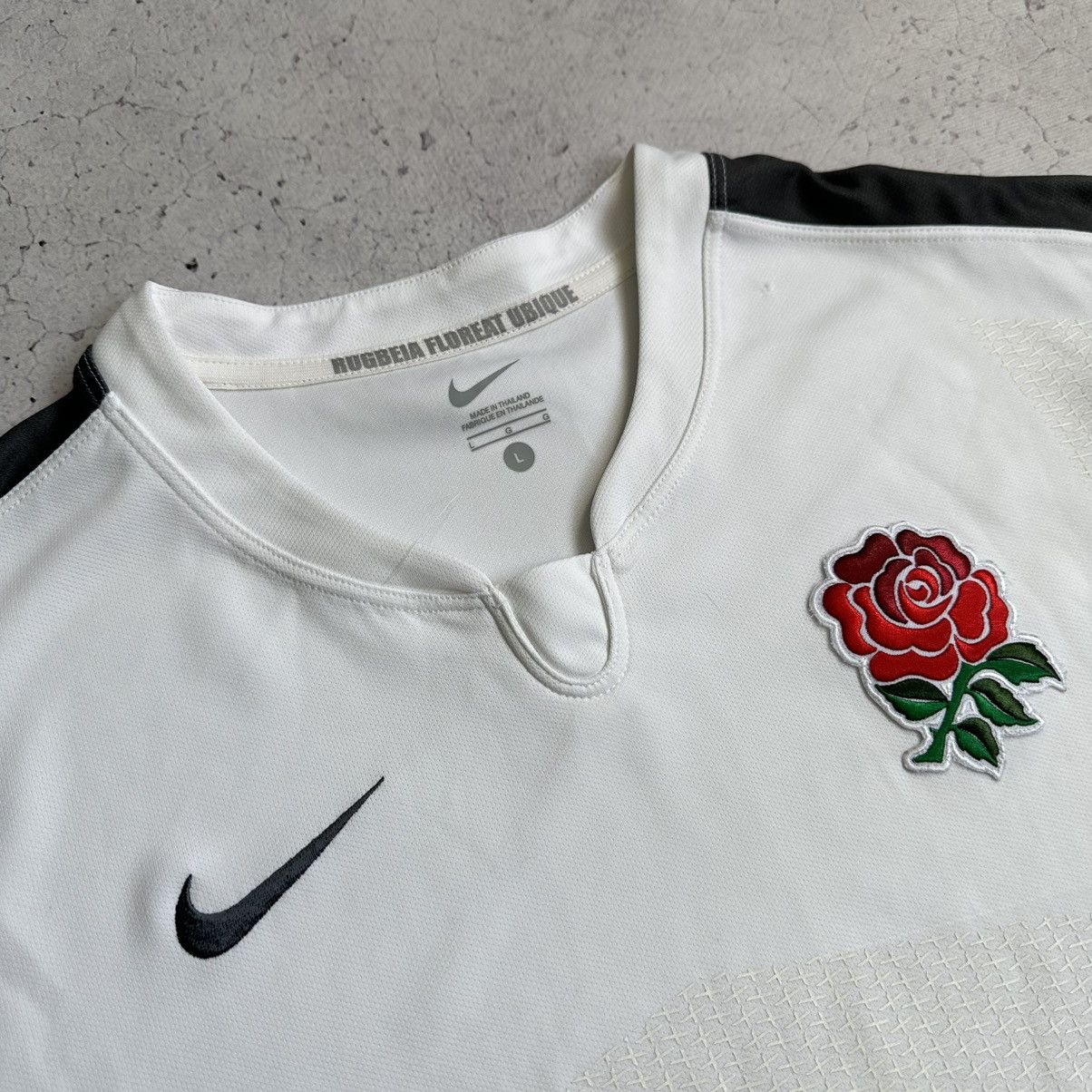 Nike × Vintage Vintage Nike England Rugby Jersey Size US L / EU 52-54 / 3 - 3 Thumbnail