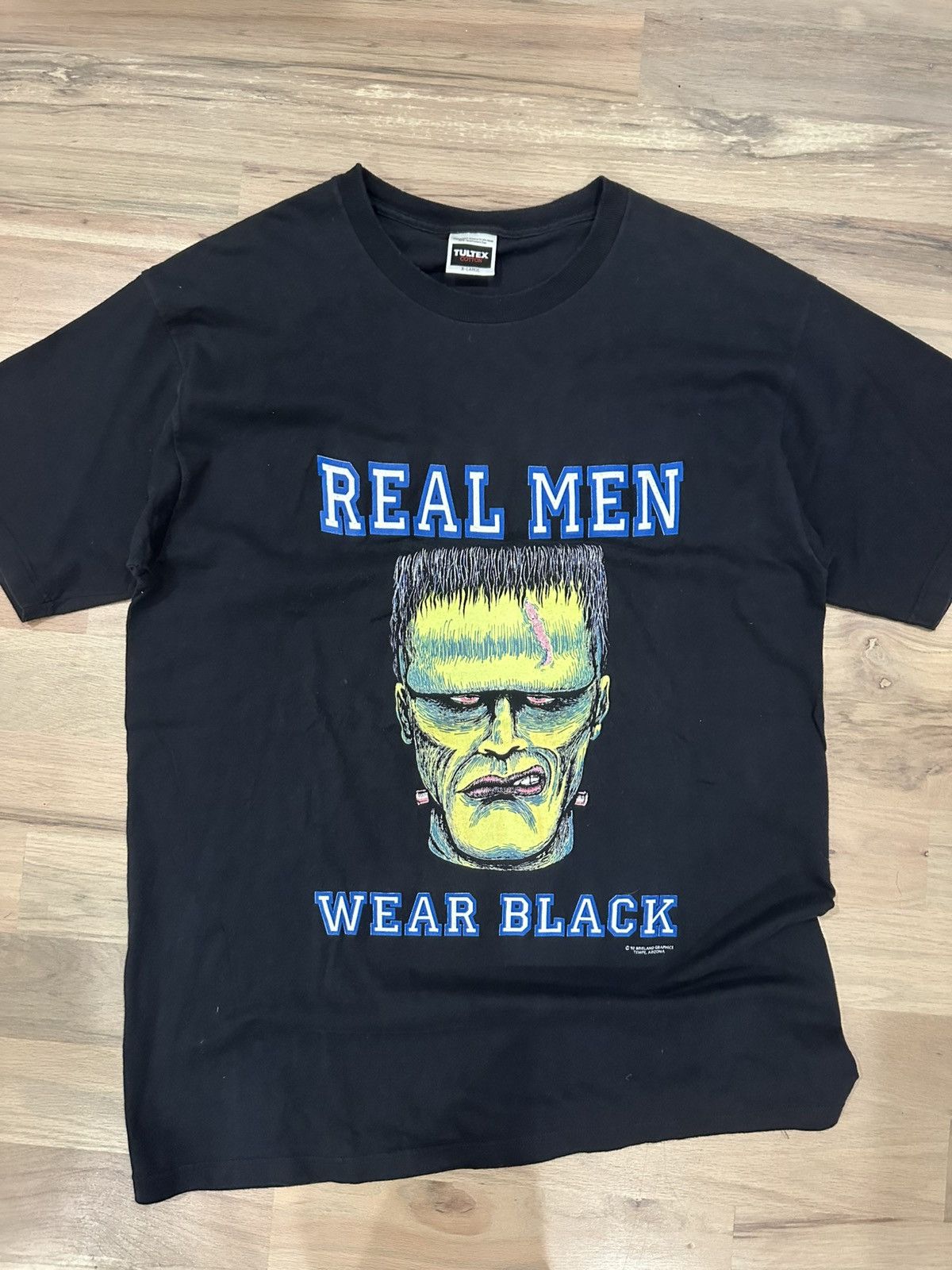 Vintage Vintage 1992 Frankenstein Real Men Wear Black Glow in Dark Size US XL / EU 56 / 4 - 1 Thumbnail