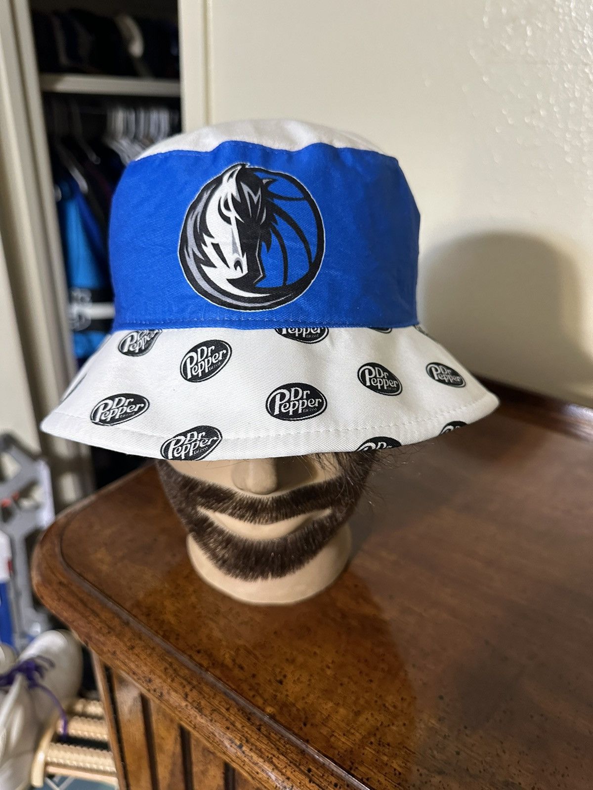 NBA × Vintage Vintage NBA Dr. Pepper Dallas Mavericks bucket hat 00s Size ONE SIZE - 2 Thumbnail