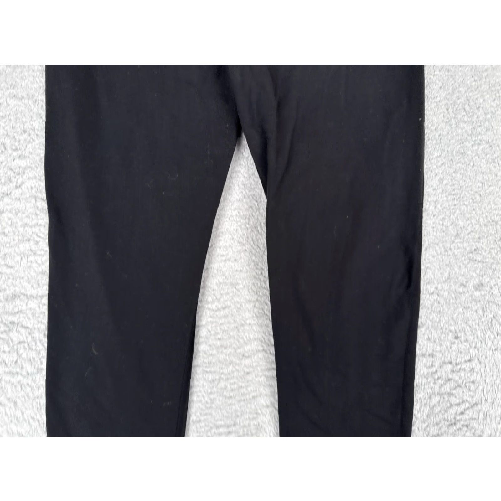 Lululemon Lululemon Leggings Womens 6 Black 20" Capri Wide Waistband Yoga Athletic Gym Shirts? Size 28" / US 6 / IT 42 - 3 Thumbnail