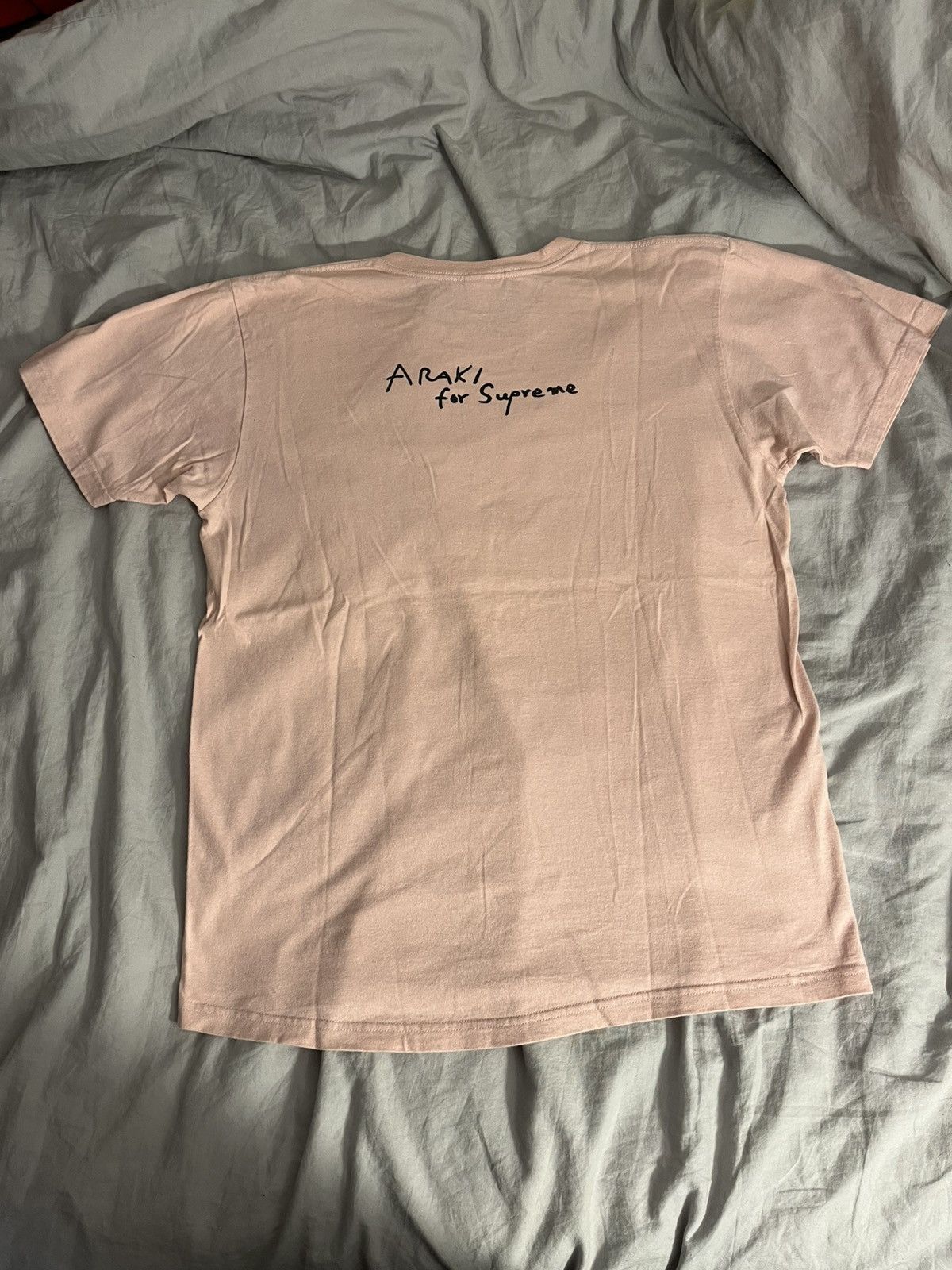 Supreme Supreme Araki Tee Pink Size US L / EU 52-54 / 3 - 4 Thumbnail