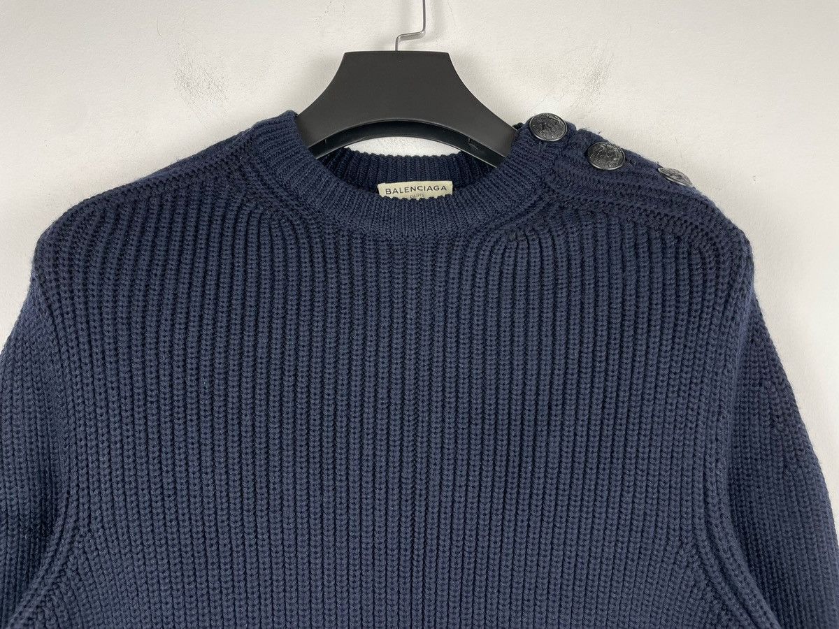 Balenciaga Balenciaga AW18 Button-Detail Sweater Size US M / EU 48-50 / 2 - 7 Thumbnail