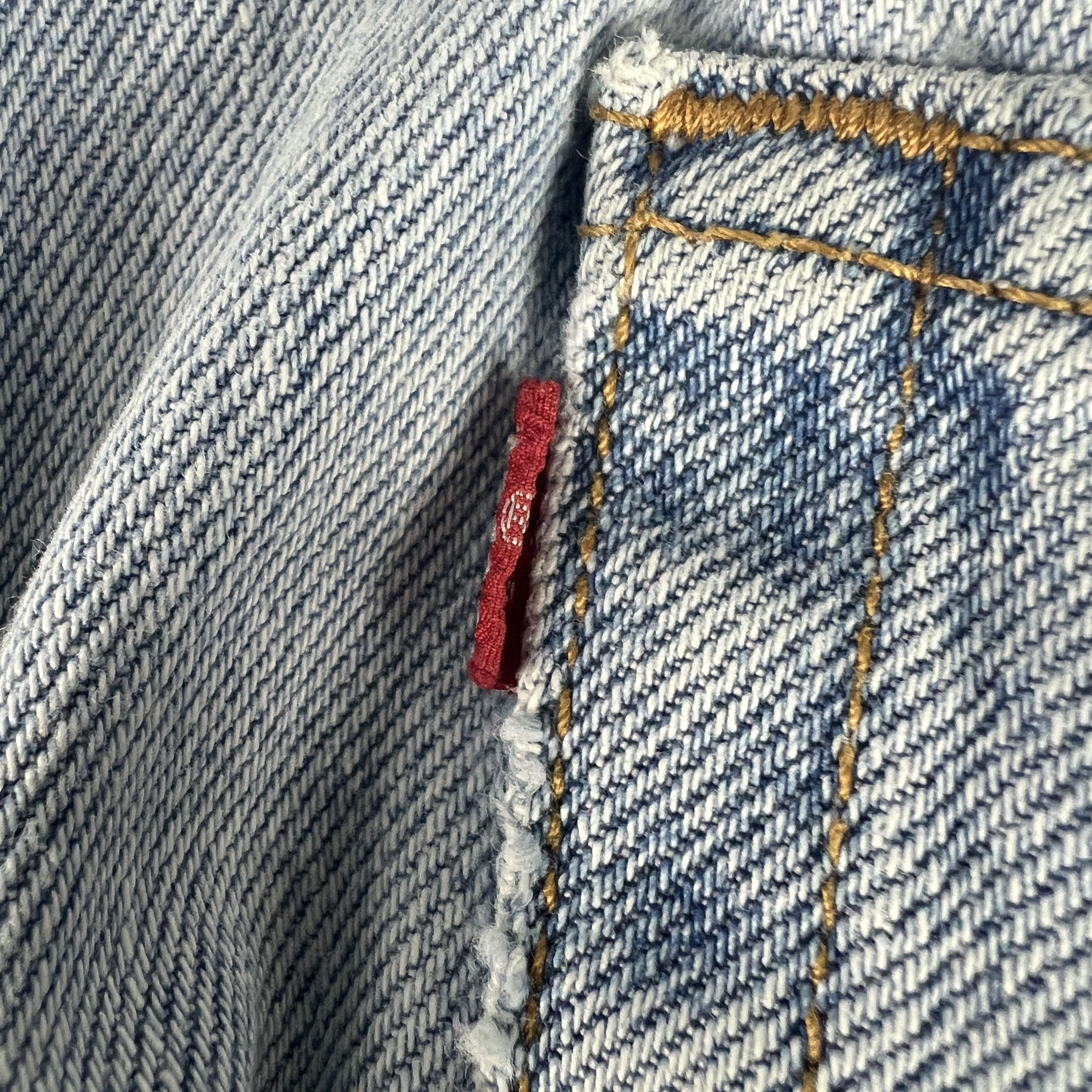 Levi's Y2K Levi's Jeans 505 Straight Light Blue Distressed Denim Size US 35 - 15 Thumbnail