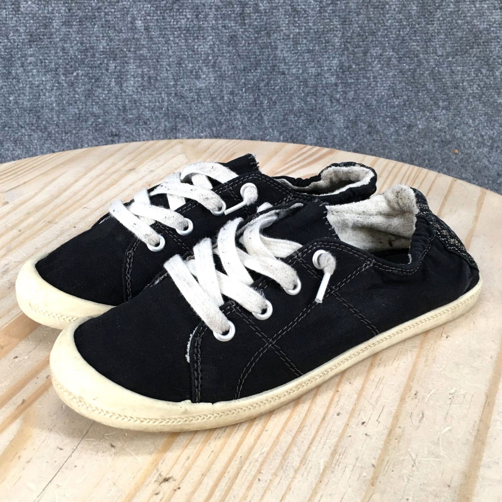 Vintage Madden Girl Baailey Shoes Womens 6 Casual Low Top Sneakers Black Fabric Lace Up Size M / US 6-8 / IT 42-44 - 3 Thumbnail