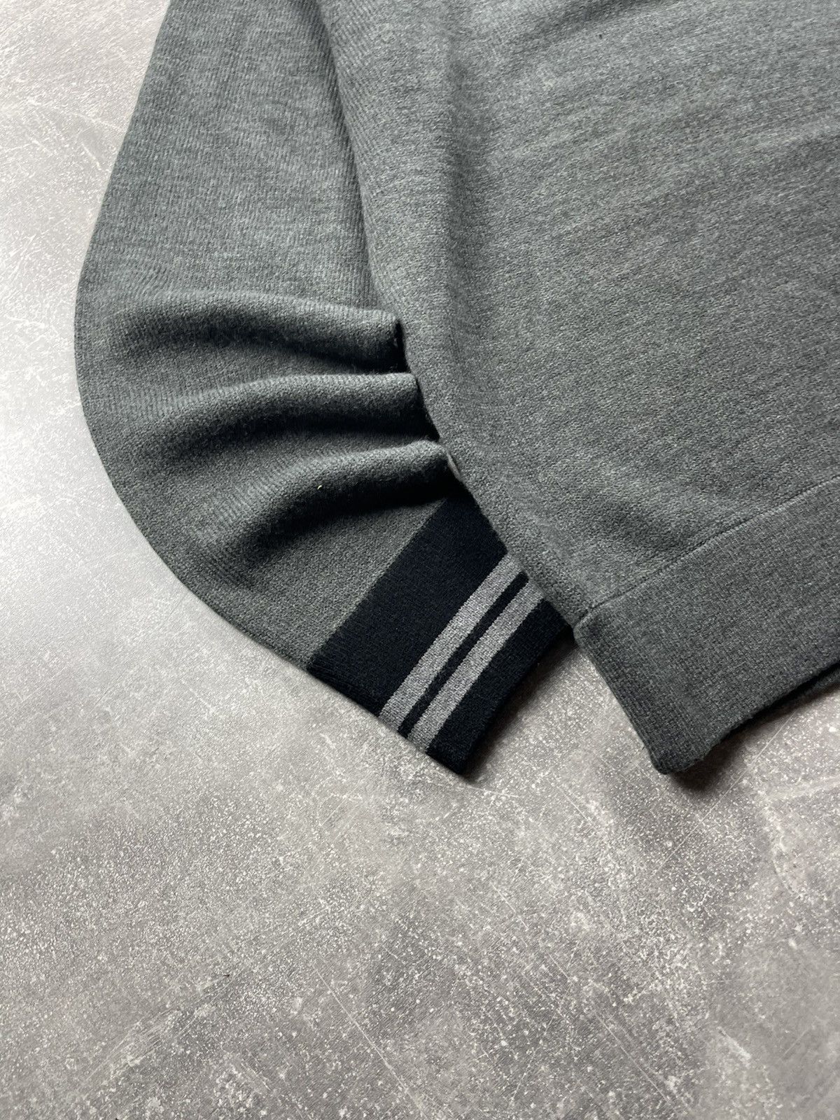 JW Anderson × Uniqlo Uniqlo x JW Anderson Half Zip Knit Sweater Gray Black Size US XL / EU 56 / 4 - 3 Thumbnail