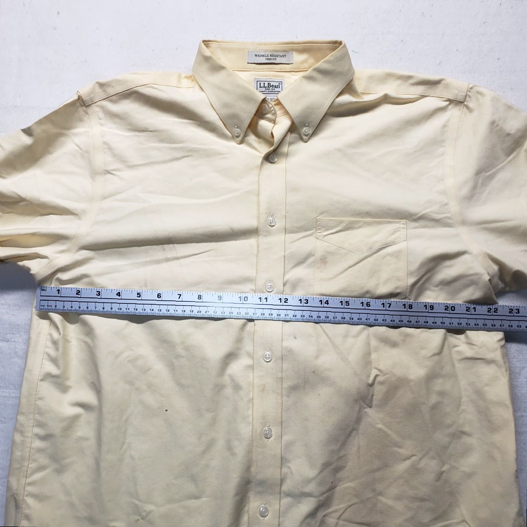 Vintage L.L. Bean Shirt Dress Shirt 100% Cotton Wrinkle Resistant Yellow Men 17 35 Oxford Button-Down Collar Vintage No Size US XL / EU 56 / 4 - 4 Thumbnail