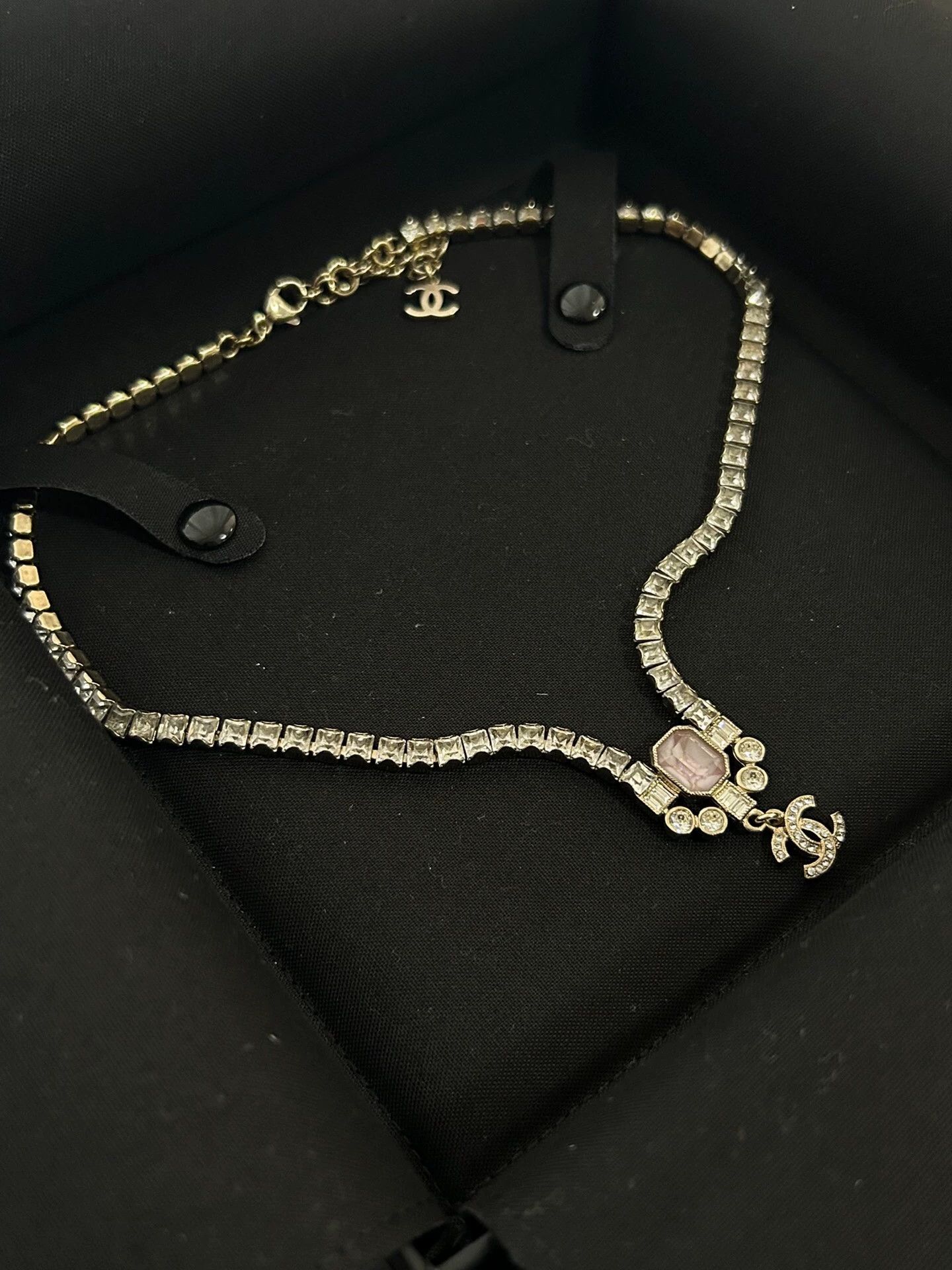 Chanel CHANEL 22B Pink Rhinestone Necklace Size ONE SIZE - 2 Thumbnail