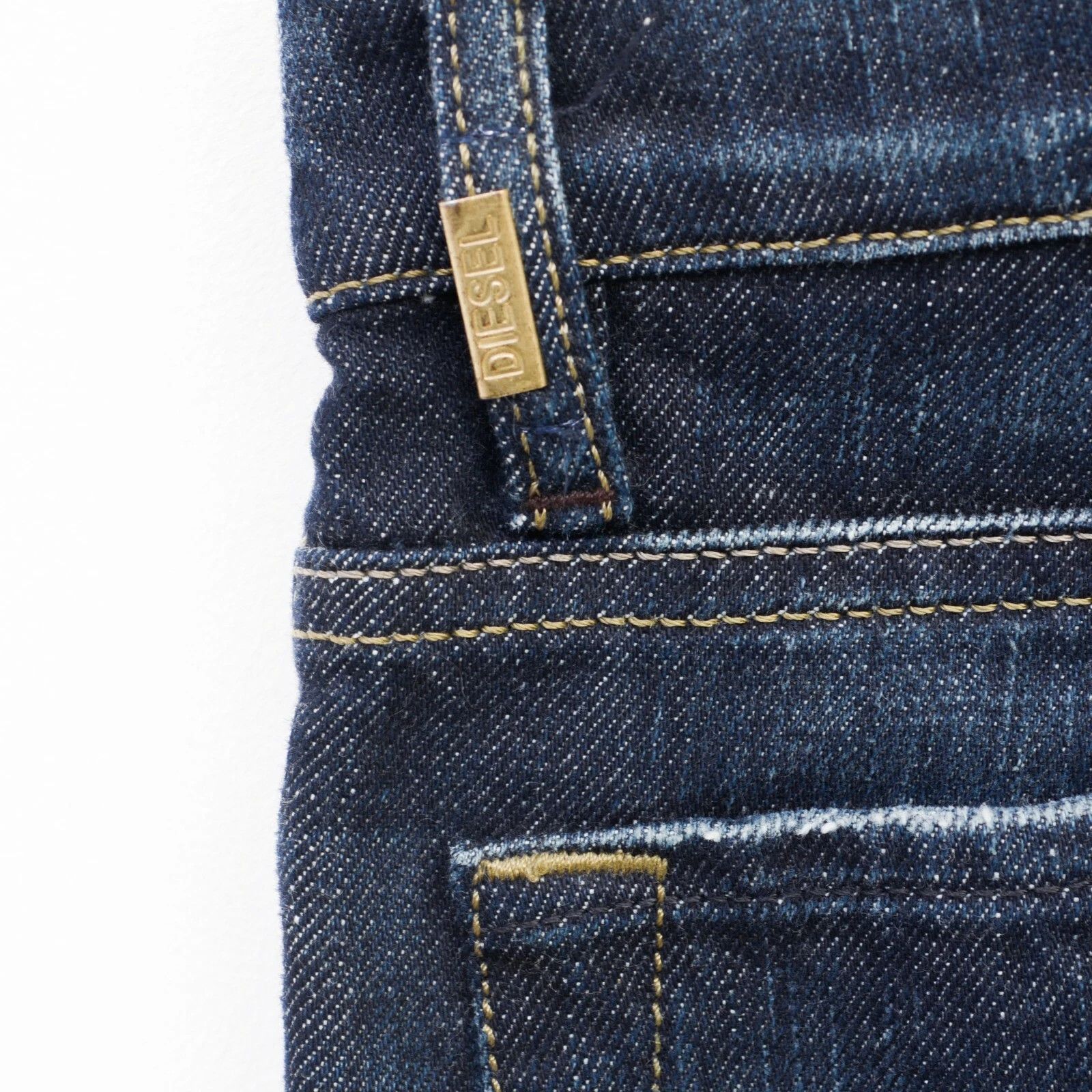 Diesel LIV Stretch Women's W26 L32 Jeans Straight Low Rise Trousers Size 26" / US 2 / IT 38 - 2 Thumbnail