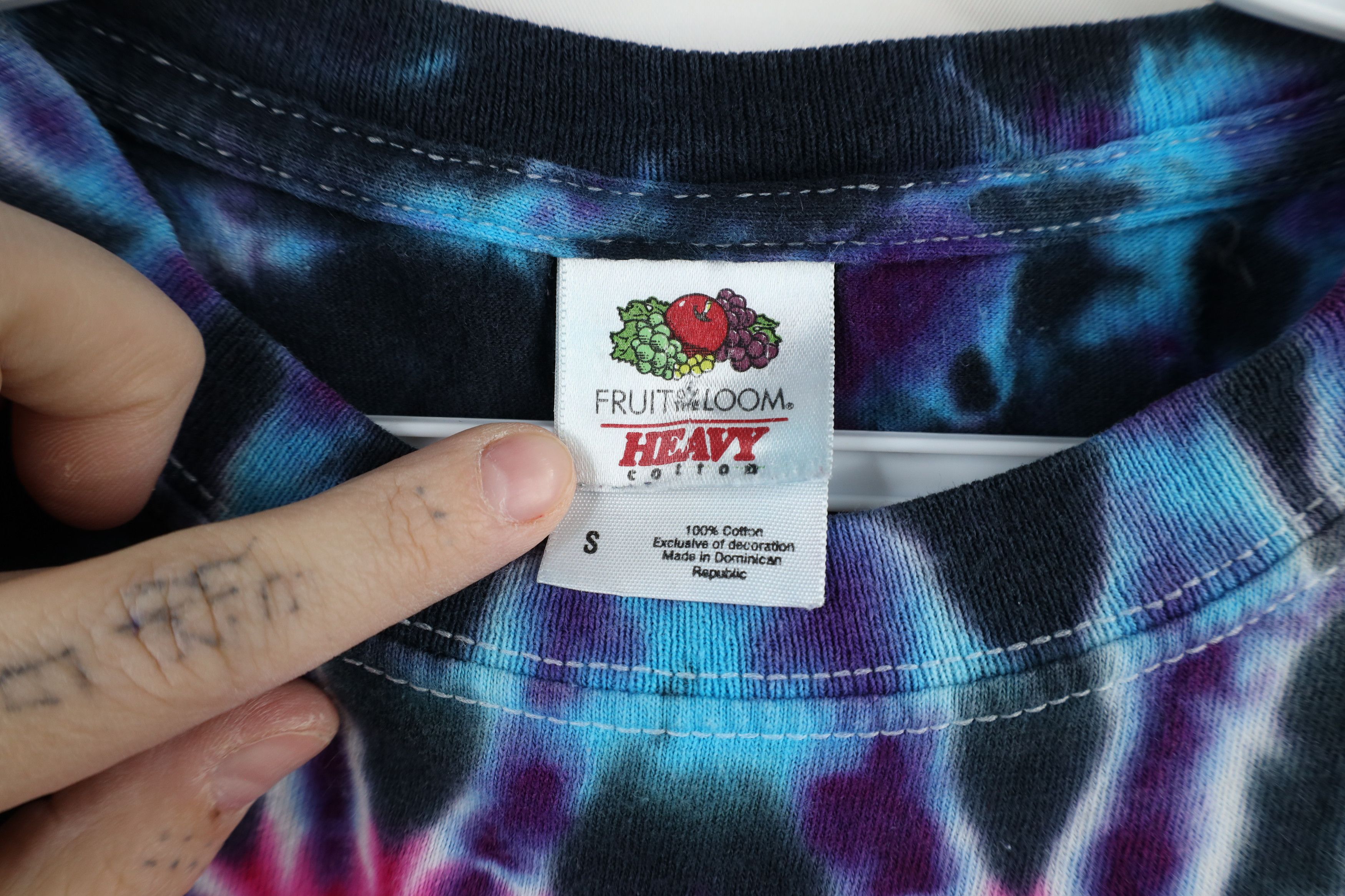 Vintage Vintage Y2K Streetwear Rainbow Tie Dye Heart T-Shirt Cotton Size S / US 4 / IT 40 - 5 Thumbnail