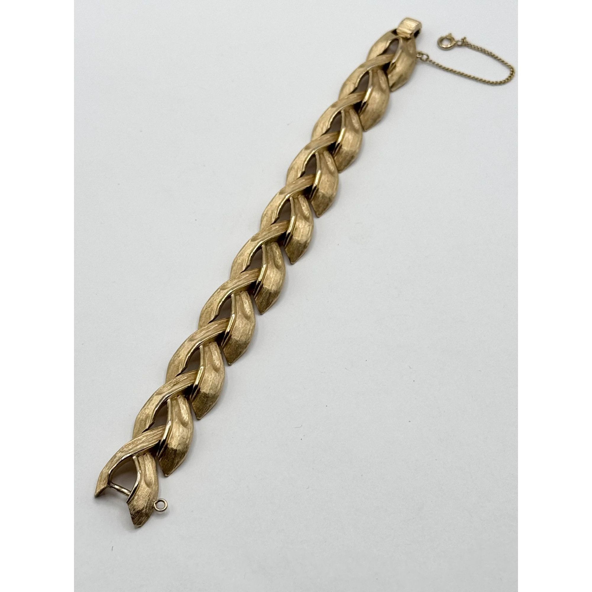 Vintage Crown Trifari Brushed Gold Link Bracelet Size ONE SIZE - 4 Thumbnail