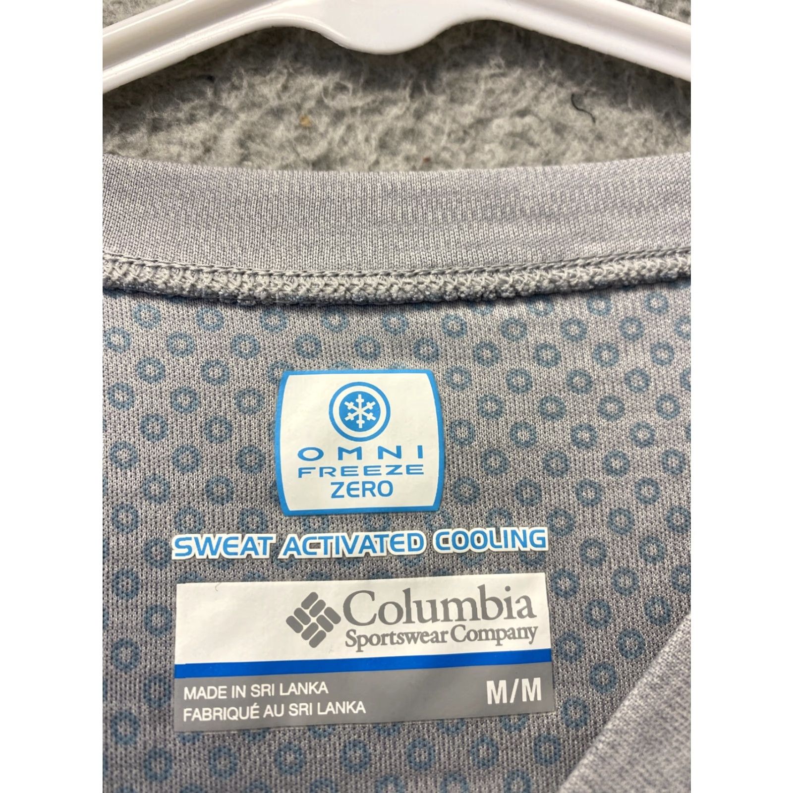 Vintage Columbia T-Shirt Mens M Gray Crew Neck Short Sleeve Casual Tops /104-41 Size US M / EU 48-50 / 2 - 3 Thumbnail