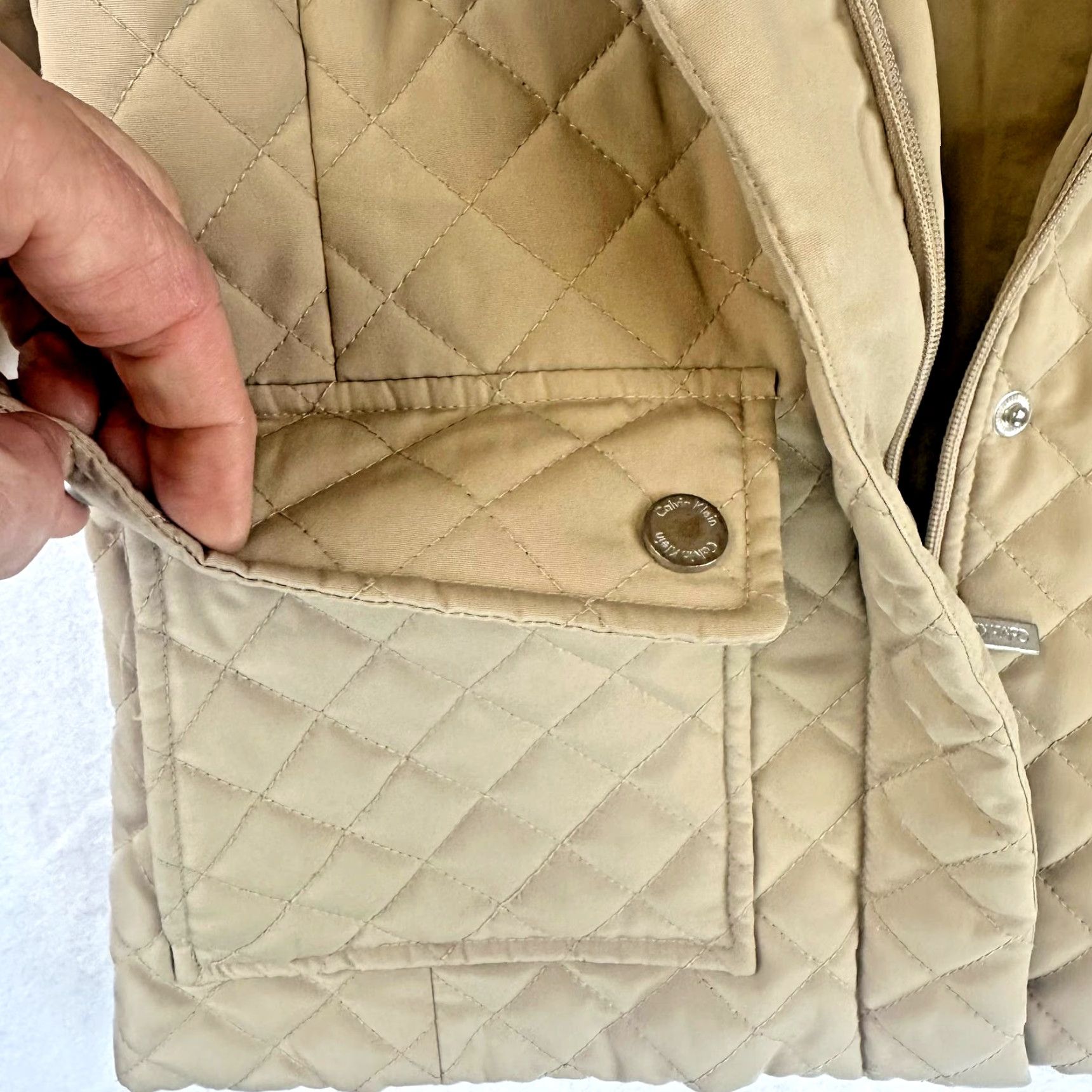 Calvin Klein Calvin Klein Womens Small Jacket Quilted Full Zip Coat Hood Sherpa Button Tan Size S / US 4 / IT 40 - 7 Thumbnail