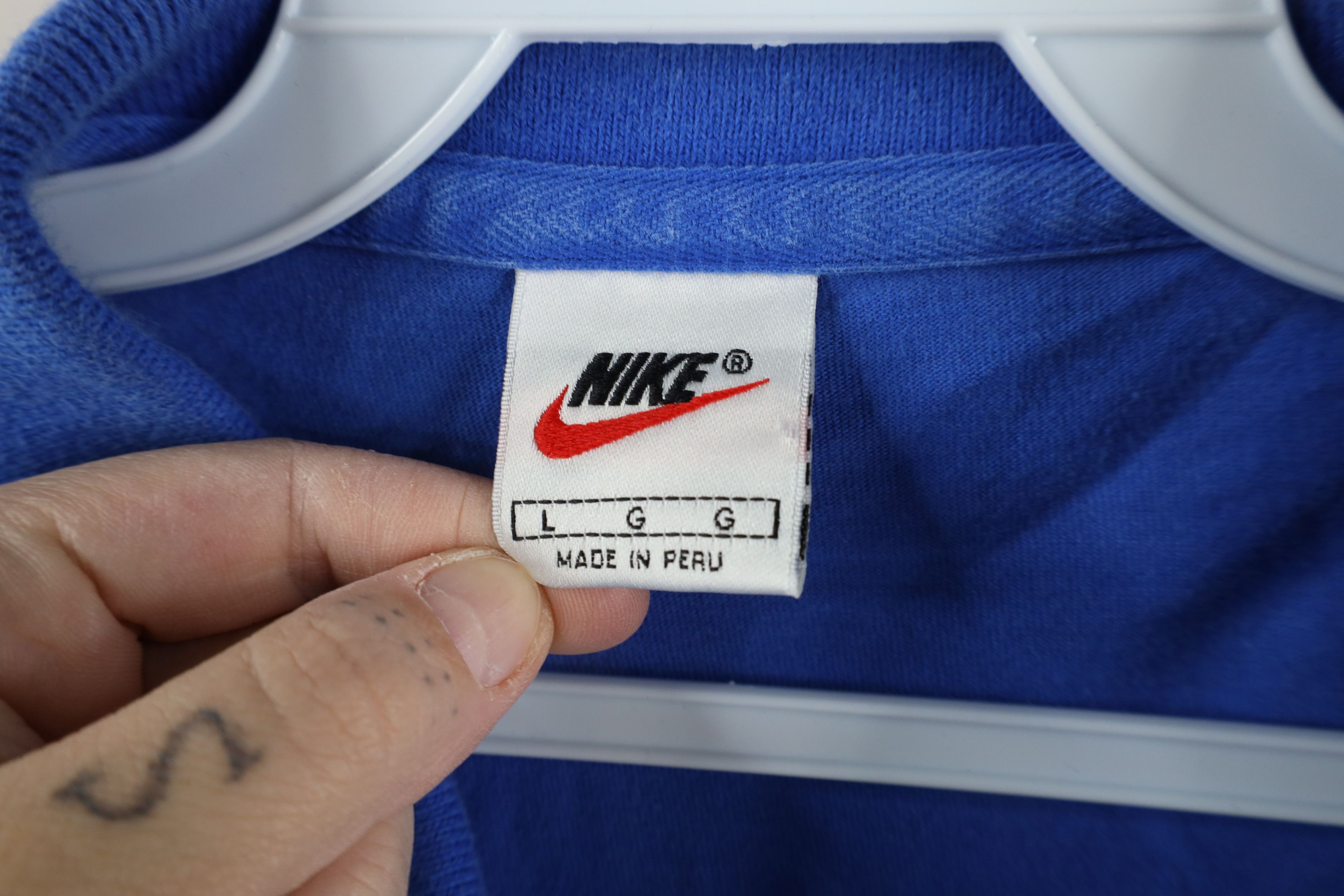 Nike × Vintage Vintage 90s Nike Scott Mini Swoosh Monochrome Polo Blue Size US L / EU 52-54 / 3 - 5 Thumbnail