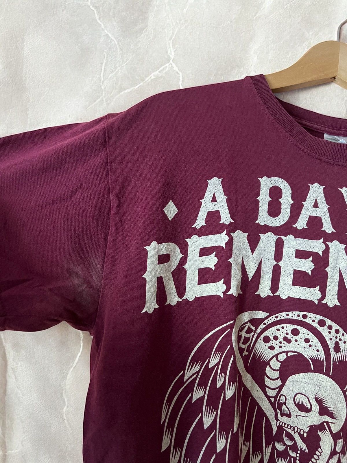 Band Tees × Vintage A DAY TO REMEMBER Vintage 00s Band tee T shirt heavy metal Size US M / EU 48-50 / 2 - 4 Thumbnail