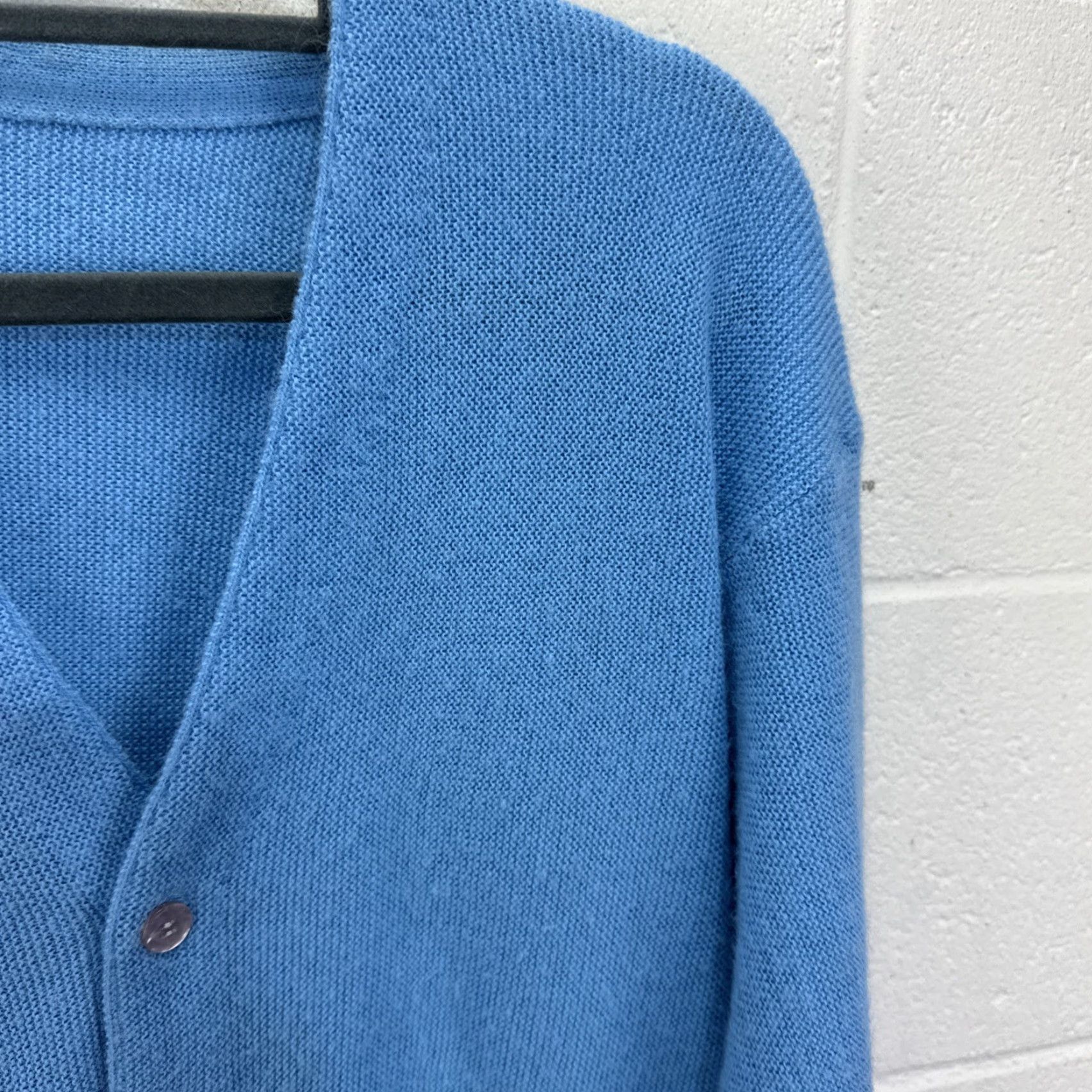 Vintage VINTAGE Cardigan Mens M Blue 60s 70s Wool Button Up Pockets Classic Cardigan Sweater Knit Tightly Woven N/A Size US M / EU 48-50 / 2 - 5 Thumbnail